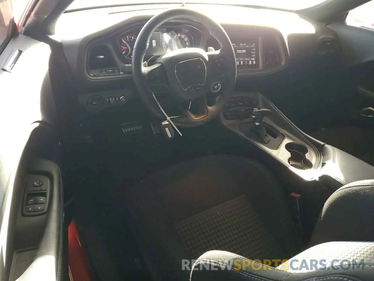 8 fotografías del automóvil dañado 2C3CDZBT0PH662720 DODGE CHALLENGER 2023