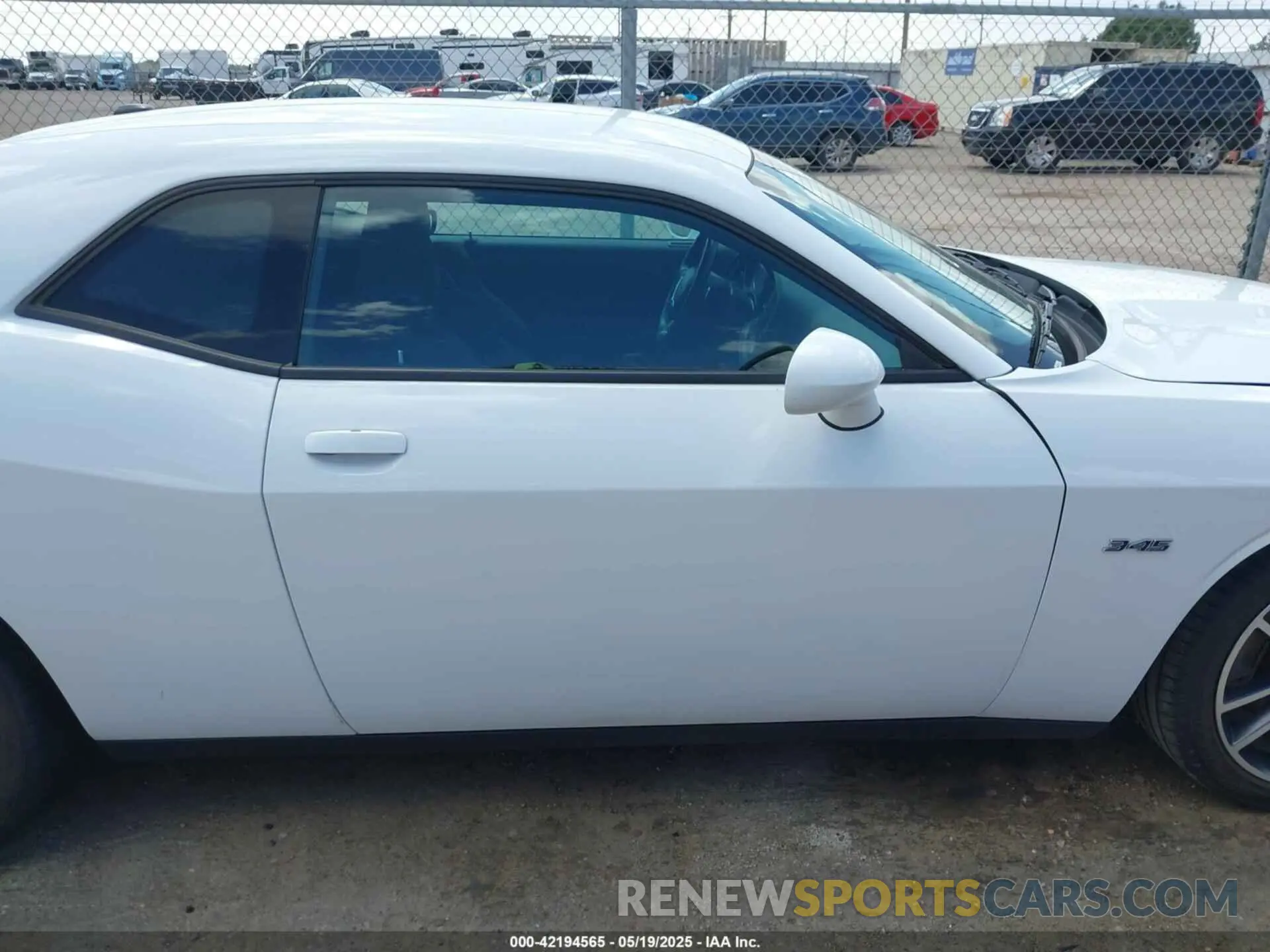 14 fotografías del automóvil dañado 2C3CDZBT1PH545678 DODGE CHALLENGER 2023
