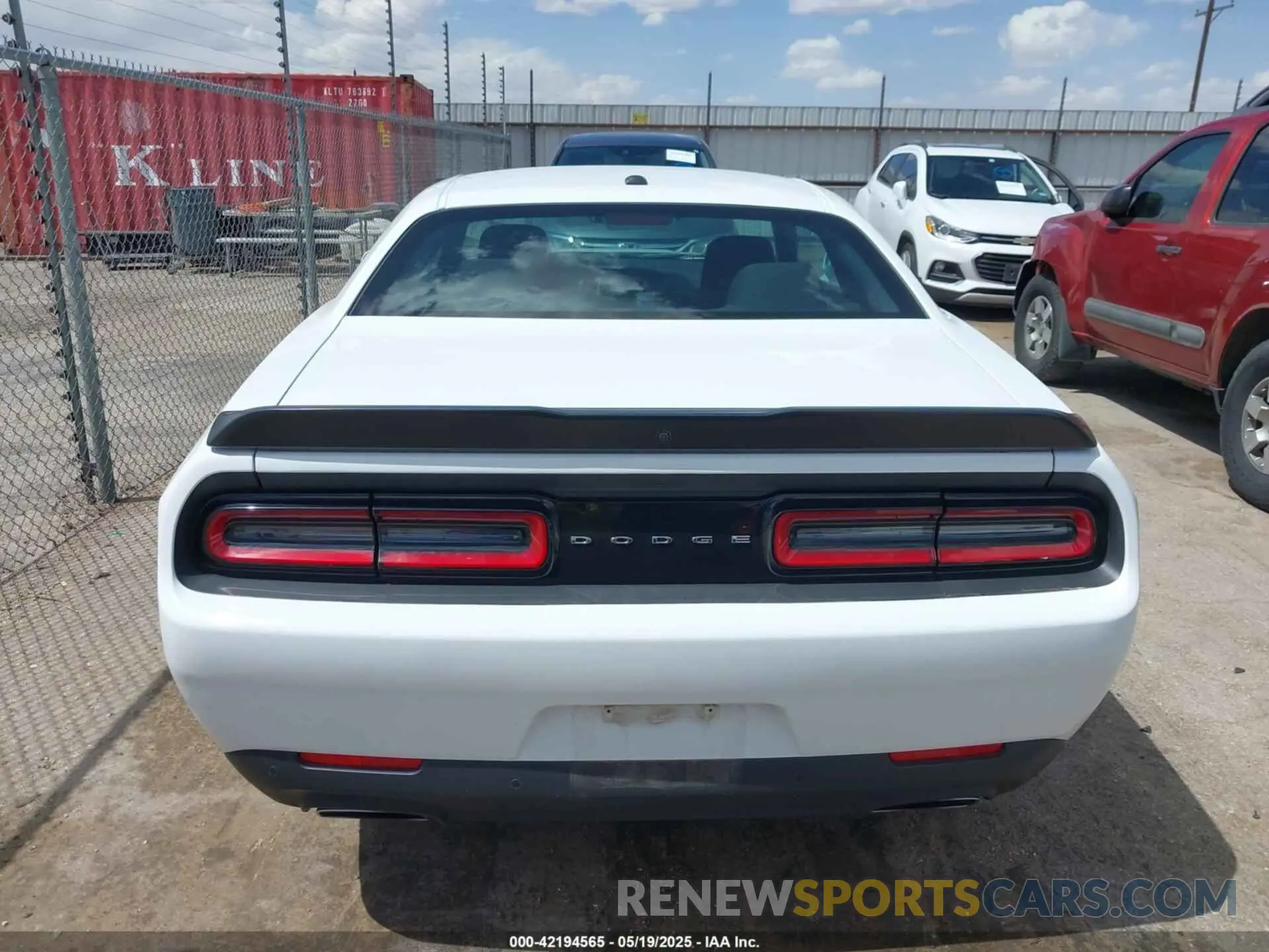 17 fotografías del automóvil dañado 2C3CDZBT1PH545678 DODGE CHALLENGER 2023