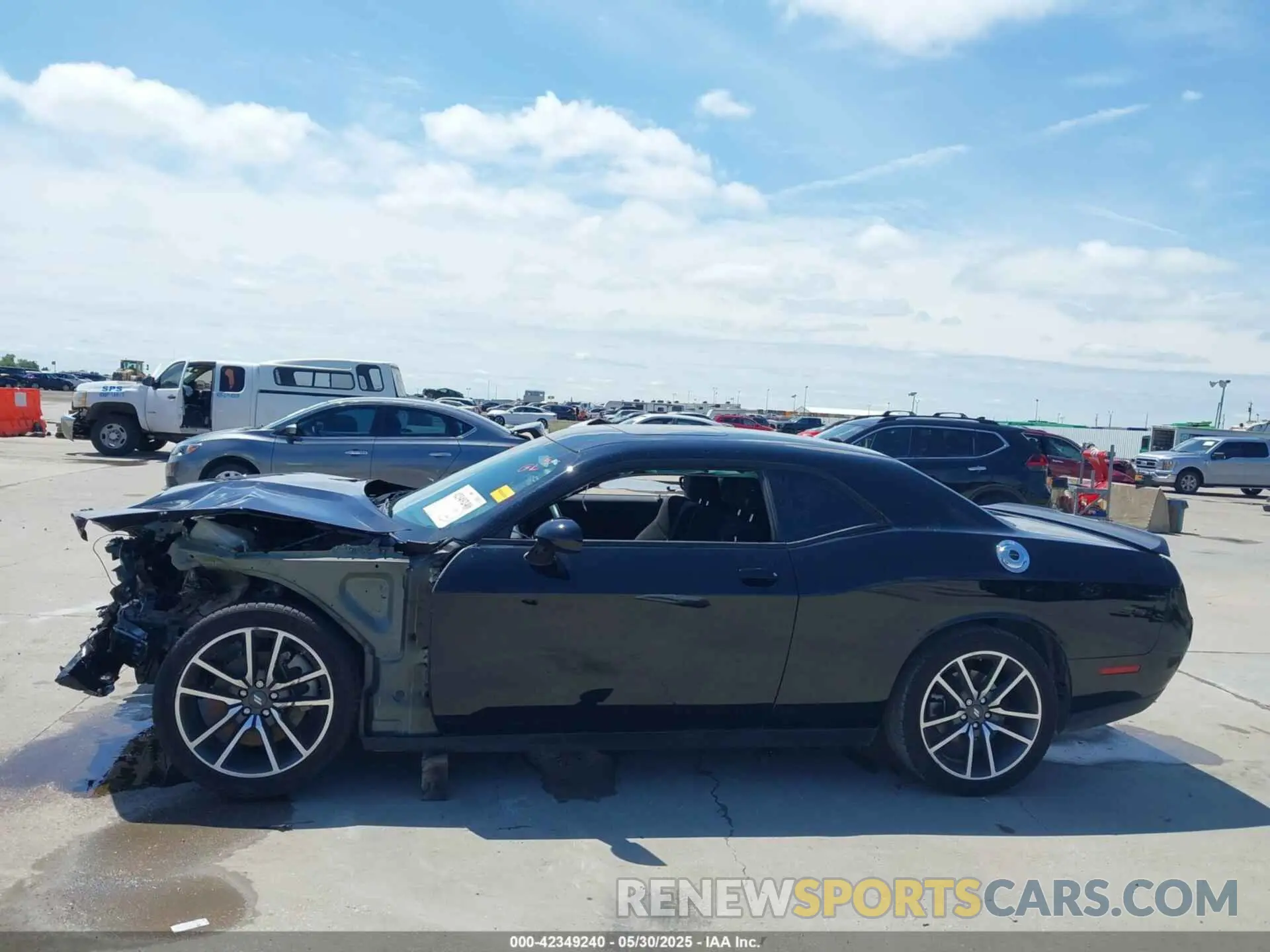 15 fotografías del automóvil dañado 2C3CDZBT1PH678957 DODGE CHALLENGER 2023