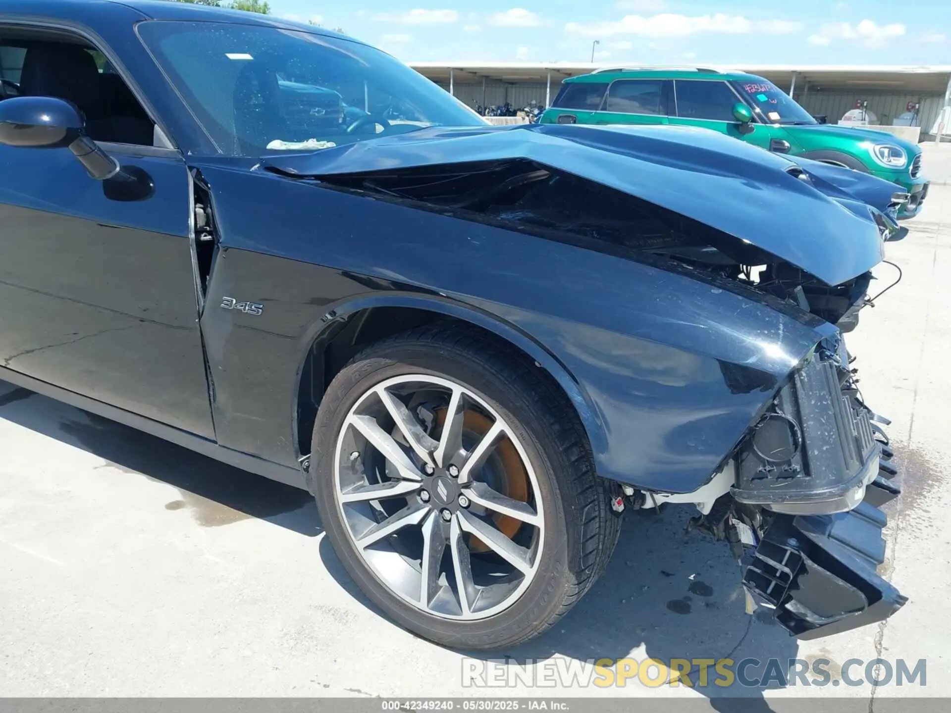 19 fotografías del automóvil dañado 2C3CDZBT1PH678957 DODGE CHALLENGER 2023