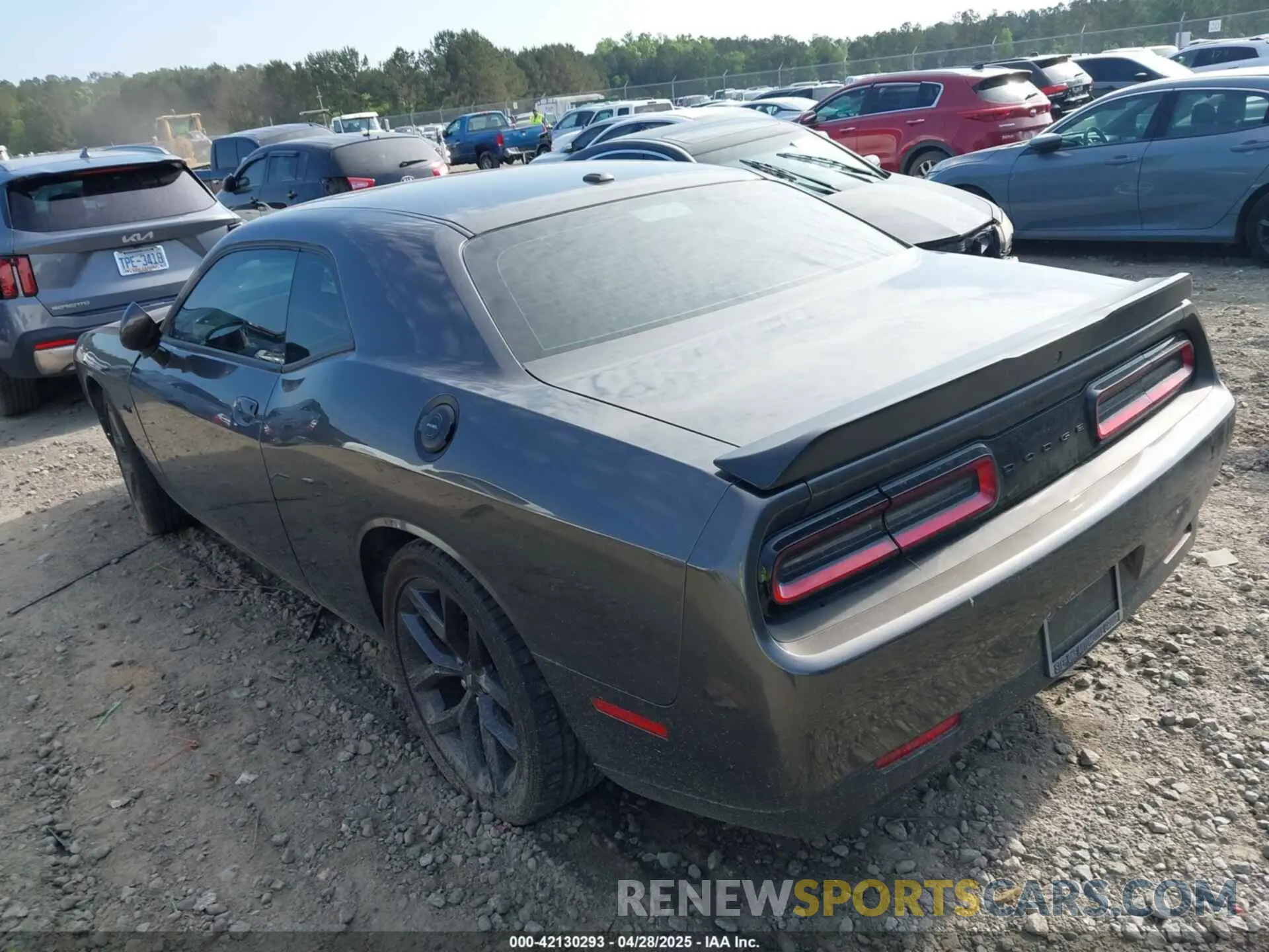 3 fotografías del automóvil dañado 2C3CDZBT3PH562403 DODGE CHALLENGER 2023