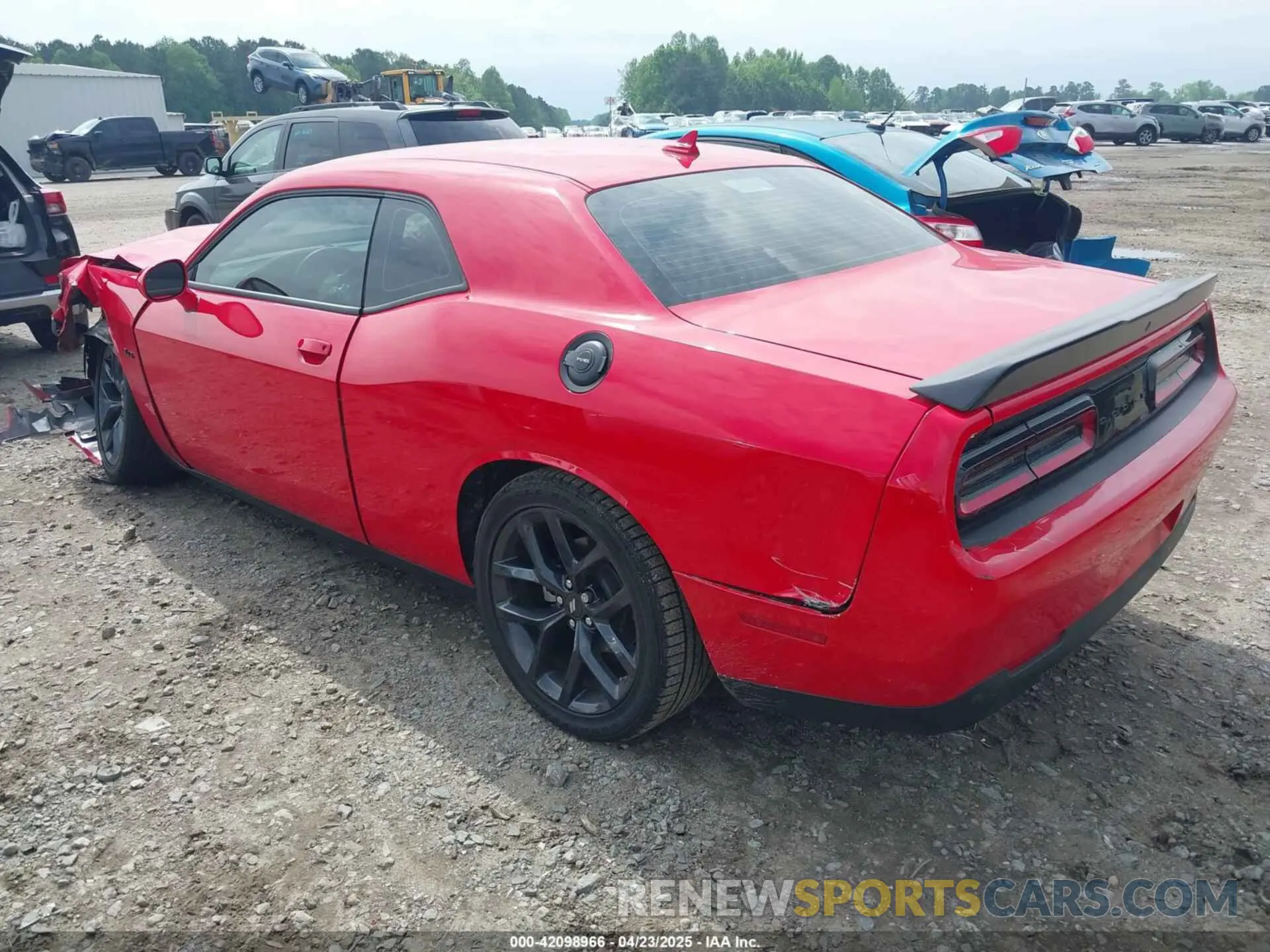 3 fotografías del automóvil dañado 2C3CDZBT5PH685684 DODGE CHALLENGER 2023