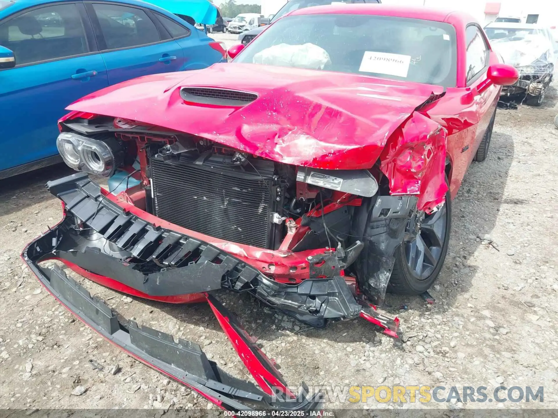 6 fotografías del automóvil dañado 2C3CDZBT5PH685684 DODGE CHALLENGER 2023