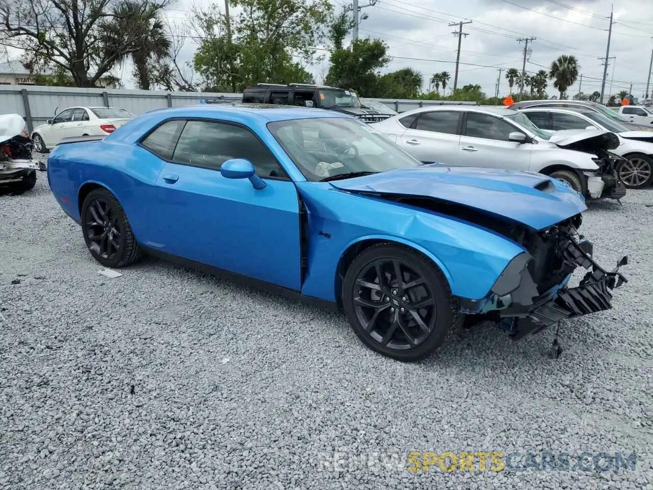 4 fotografías del automóvil dañado 2C3CDZBT5PH692764 DODGE CHALLENGER 2023