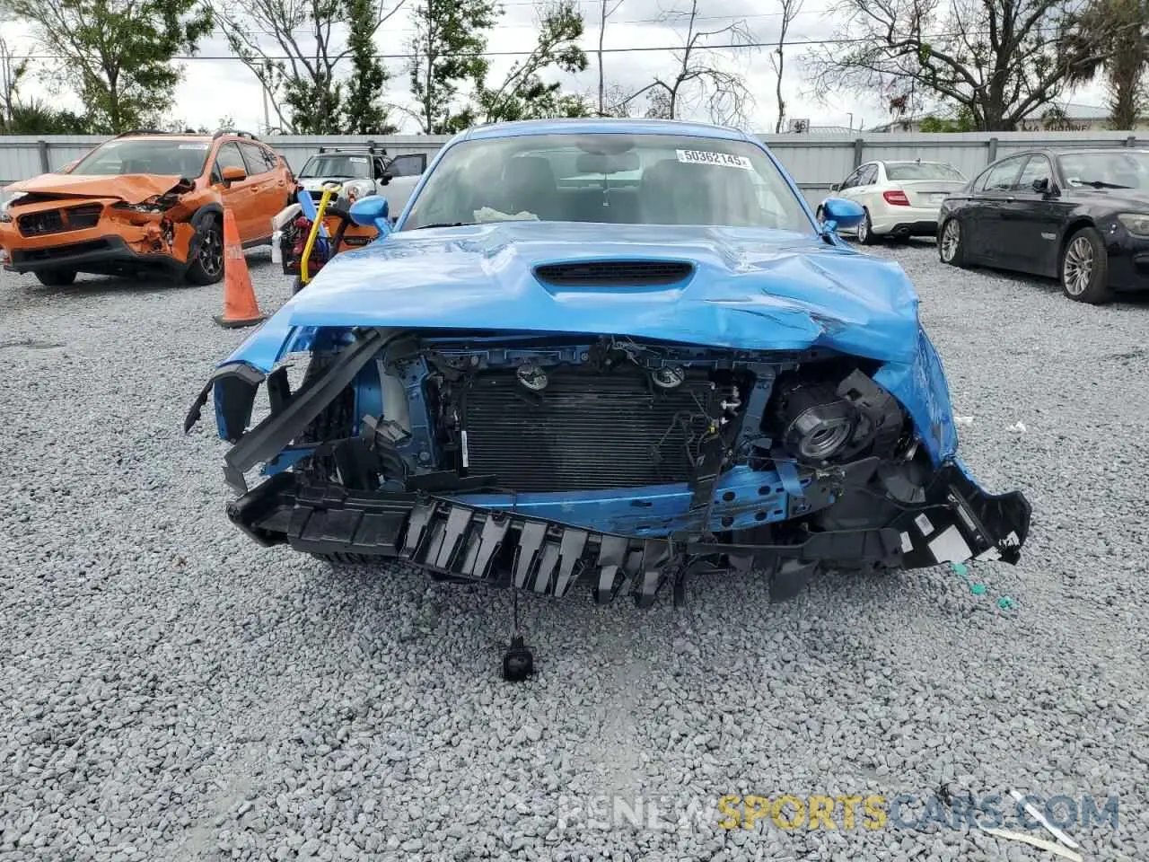 5 fotografías del automóvil dañado 2C3CDZBT5PH692764 DODGE CHALLENGER 2023