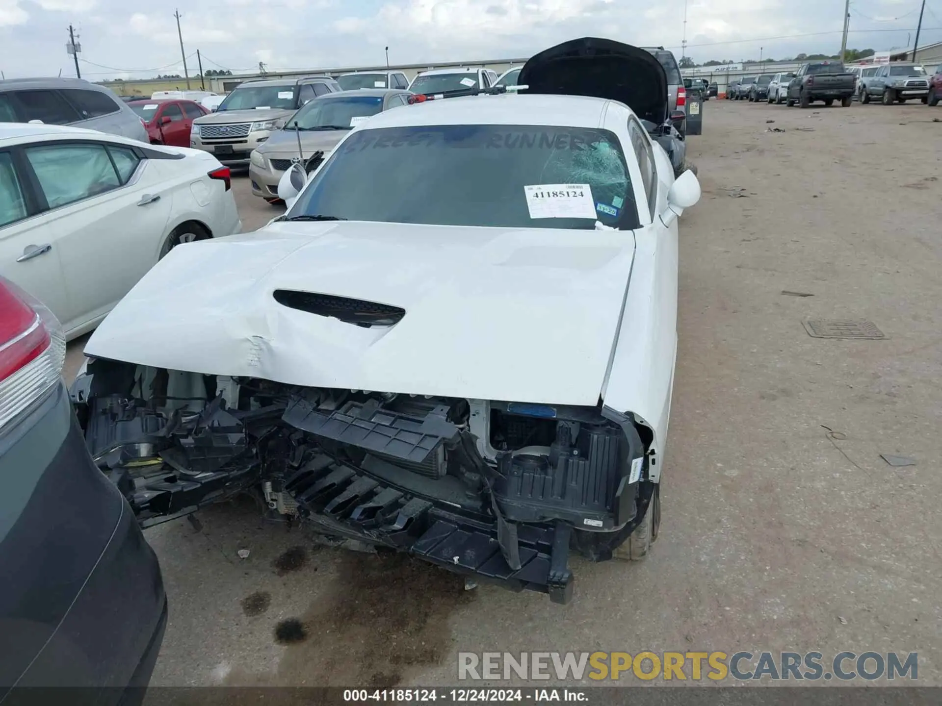 13 fotografías del automóvil dañado 2C3CDZBT6PH617720 DODGE CHALLENGER 2023