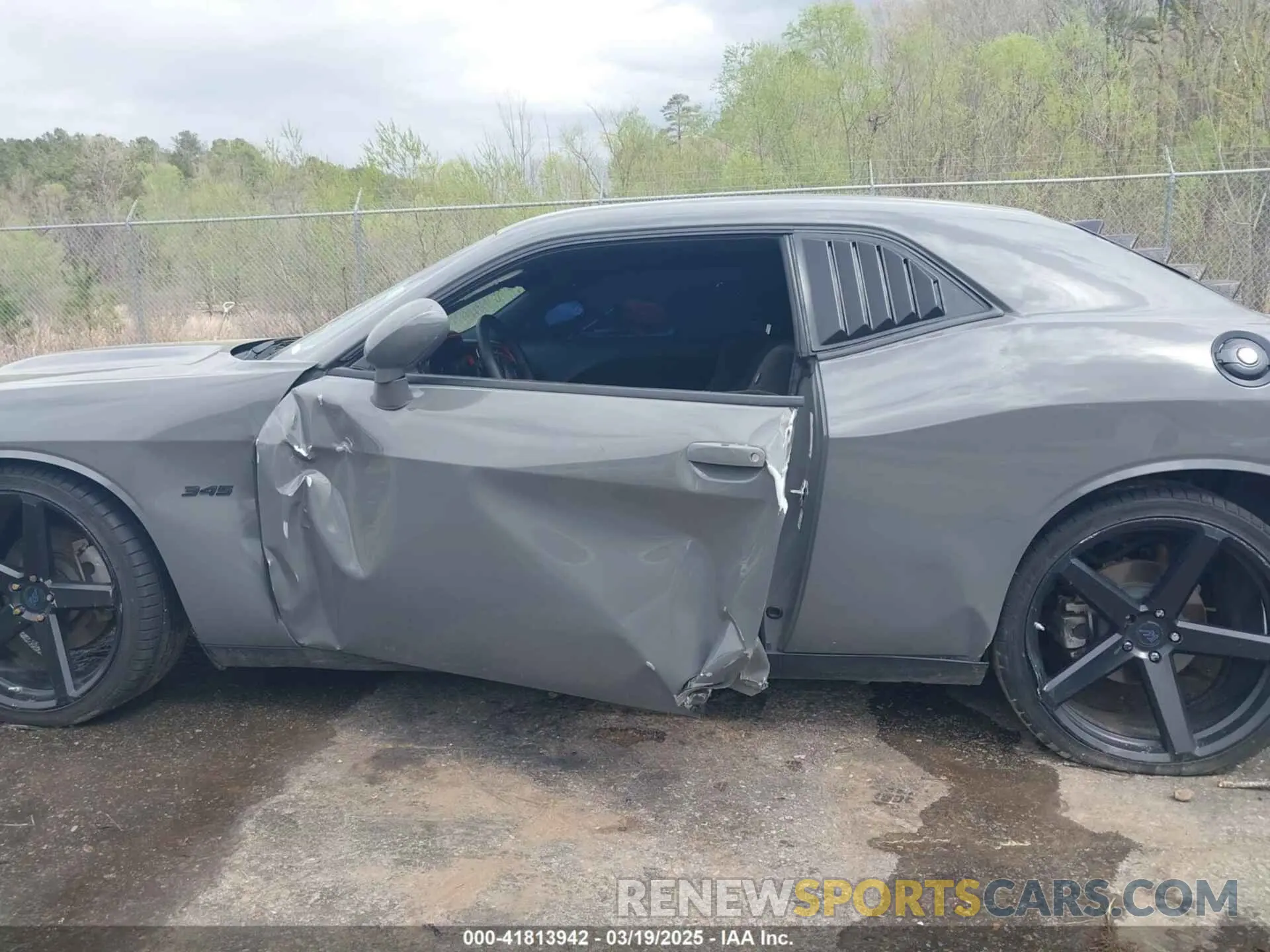 14 fotografías del automóvil dañado 2C3CDZBT7PH696010 DODGE CHALLENGER 2023