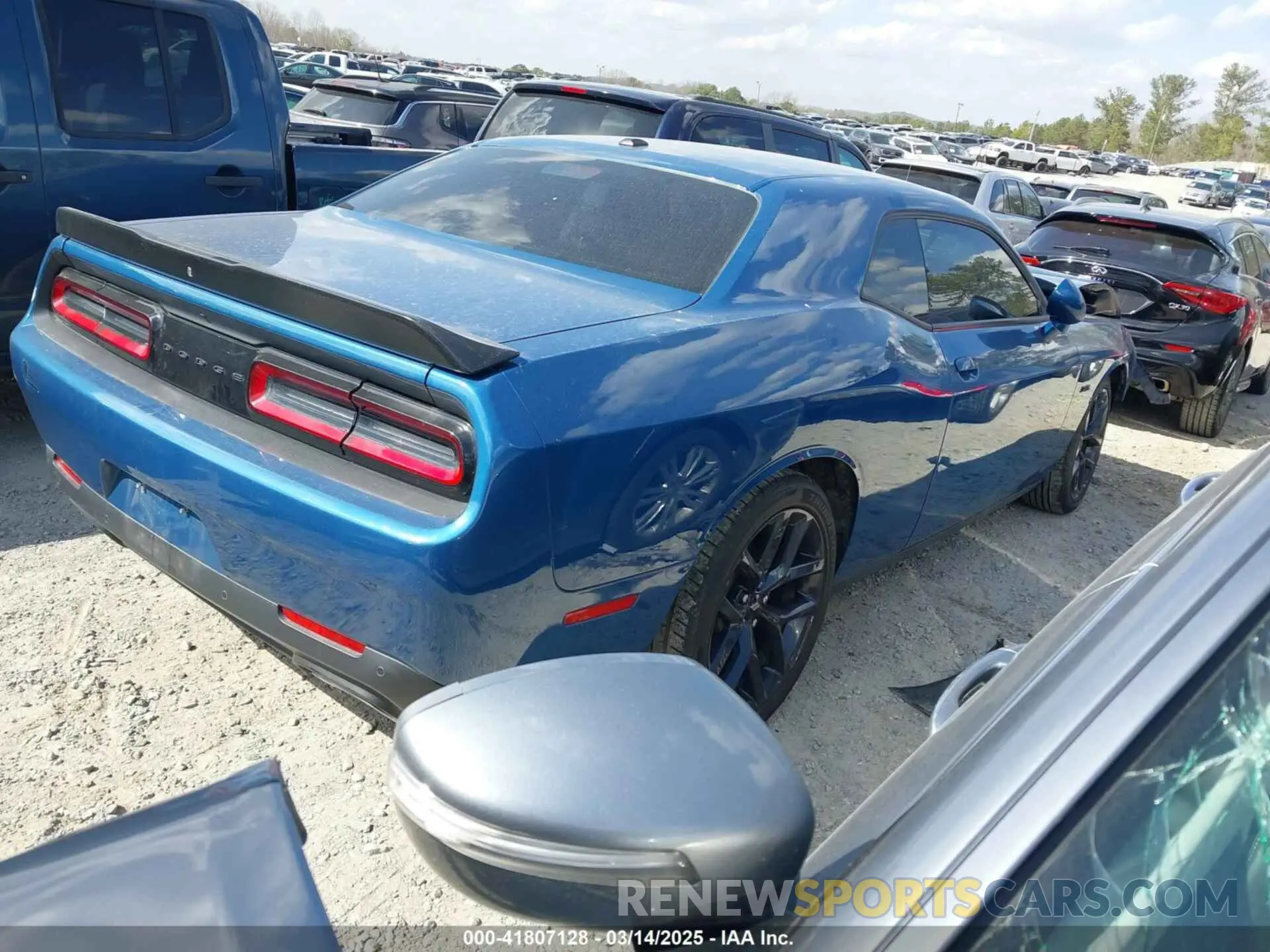 4 fotografías del automóvil dañado 2C3CDZBT9PH571011 DODGE CHALLENGER 2023
