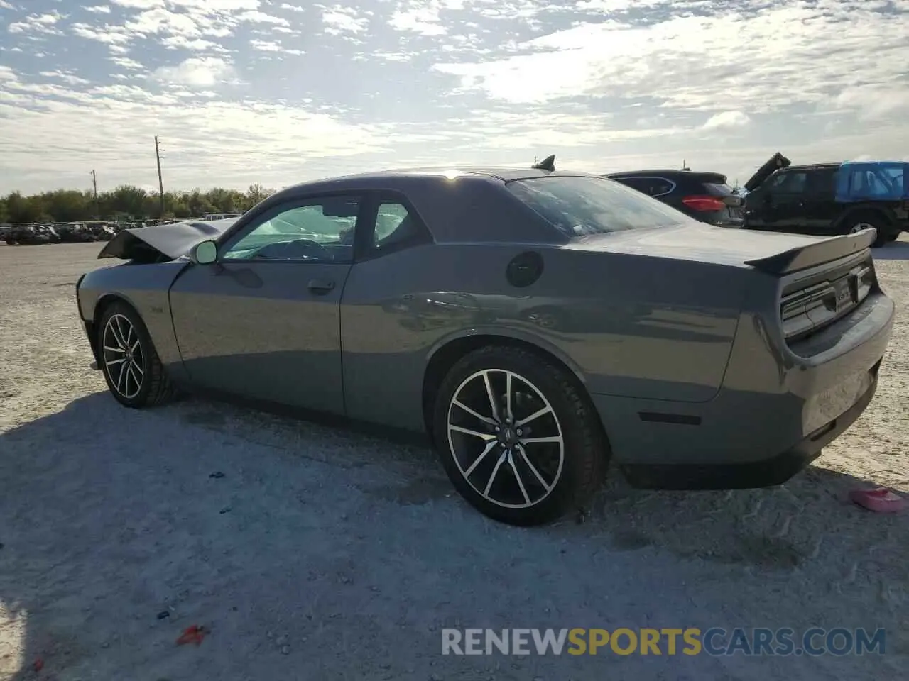 2 fotografías del automóvil dañado 2C3CDZBT9PH611054 DODGE CHALLENGER 2023