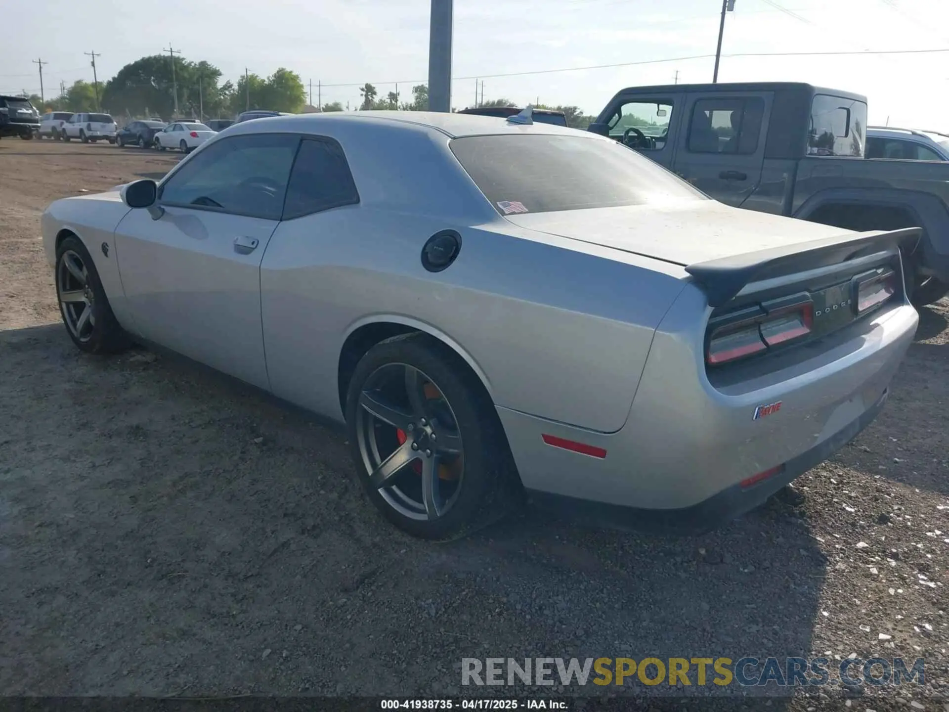 3 fotografías del automóvil dañado 2C3CDZC92PH525586 DODGE CHALLENGER 2023