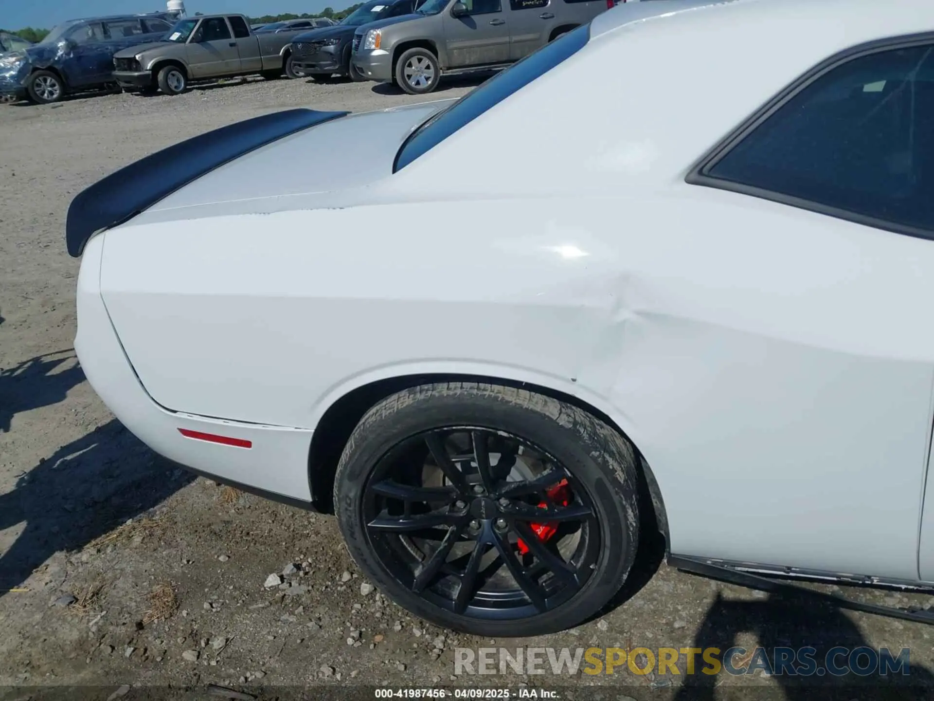 13 fotografías del automóvil dañado 2C3CDZC92PH581317 DODGE CHALLENGER 2023