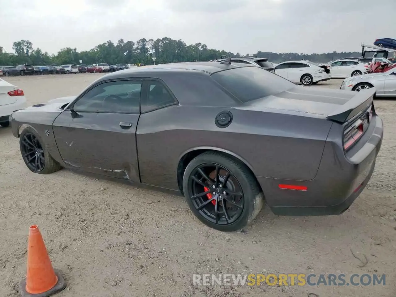 2 fotografías del automóvil dañado 2C3CDZC97PH567512 DODGE CHALLENGER 2023