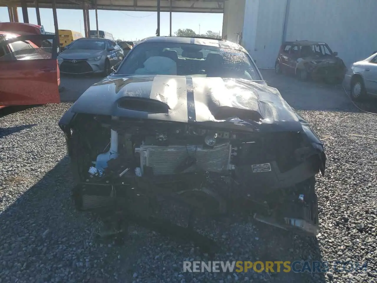 5 fotografías del automóvil dañado 2C3CDZC99PH520434 DODGE CHALLENGER 2023