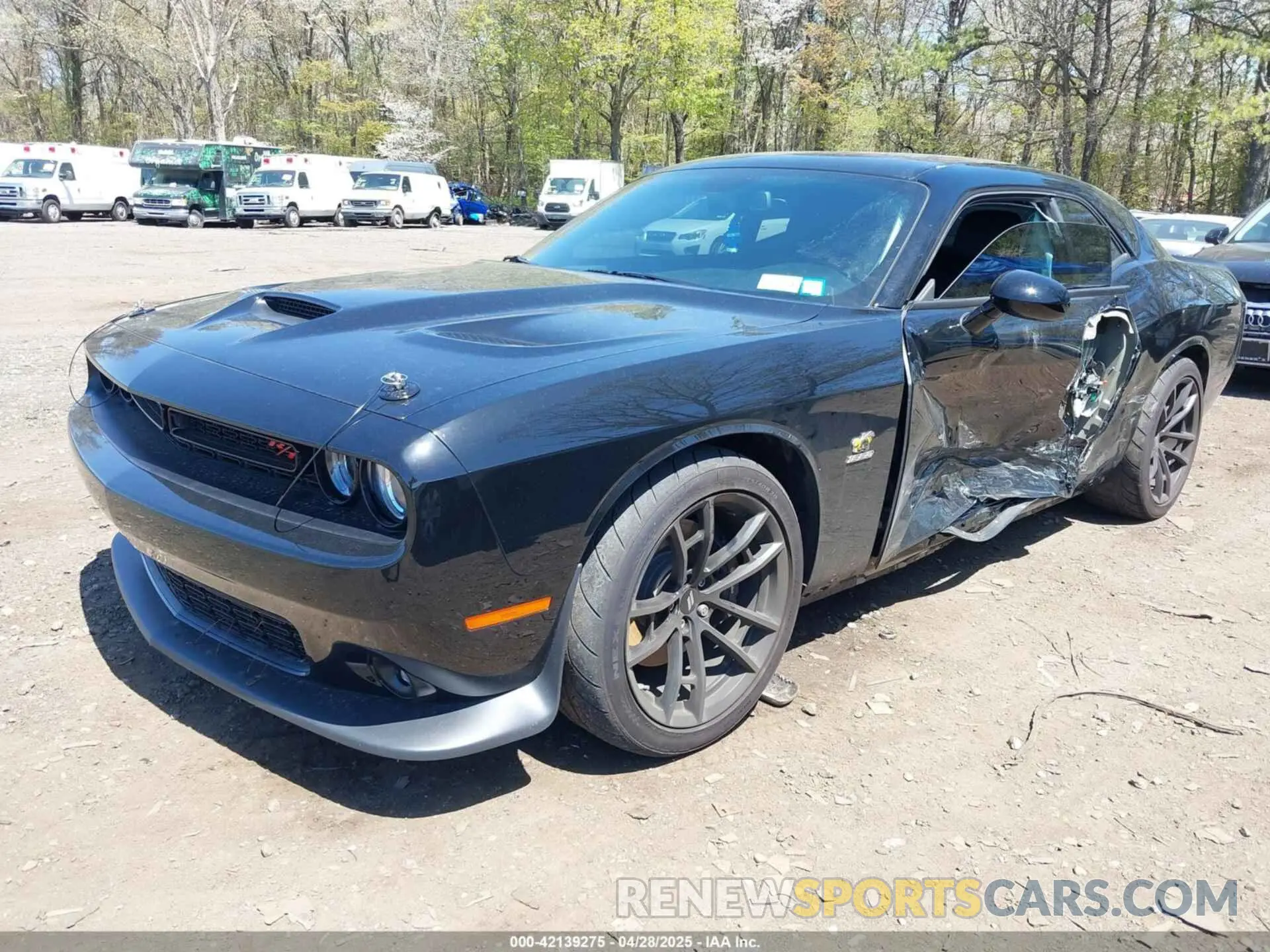 2 fotografías del automóvil dañado 2C3CDZFJ0PH518447 DODGE CHALLENGER 2023