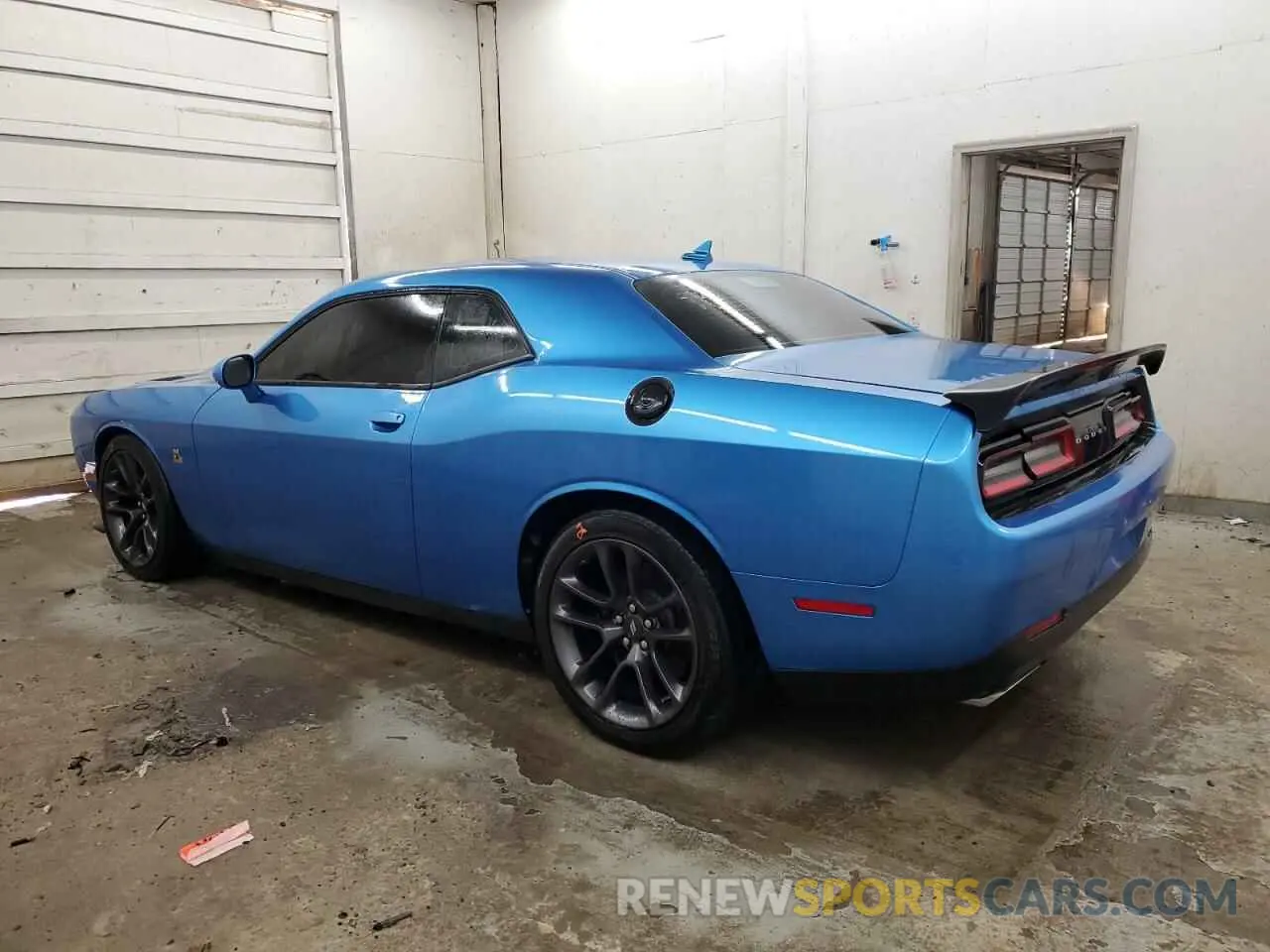 2 fotografías del automóvil dañado 2C3CDZFJ1PH610764 DODGE CHALLENGER 2023