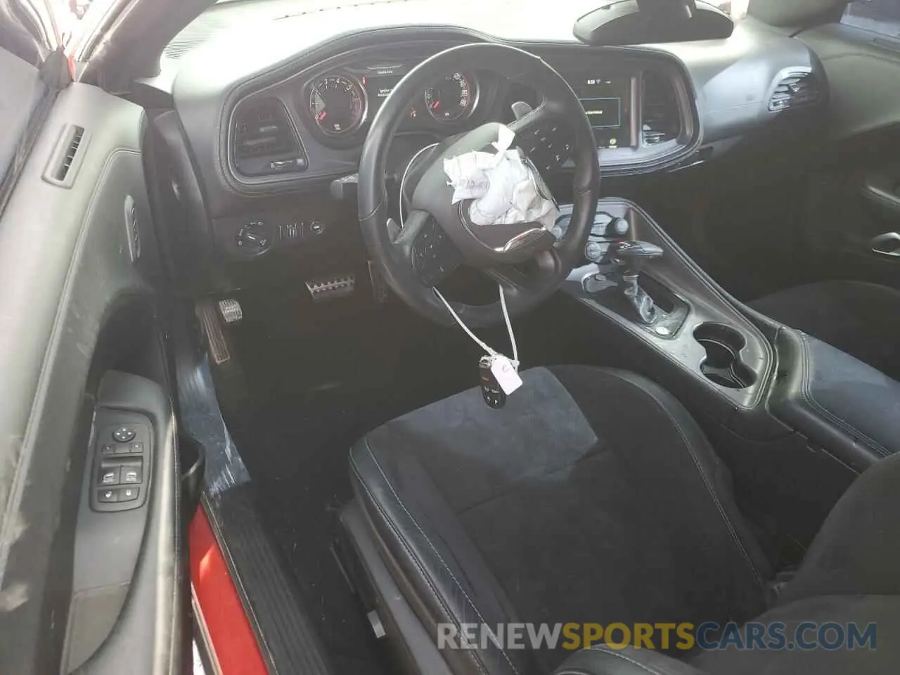 8 fotografías del automóvil dañado 2C3CDZFJ3PH629929 DODGE CHALLENGER 2023