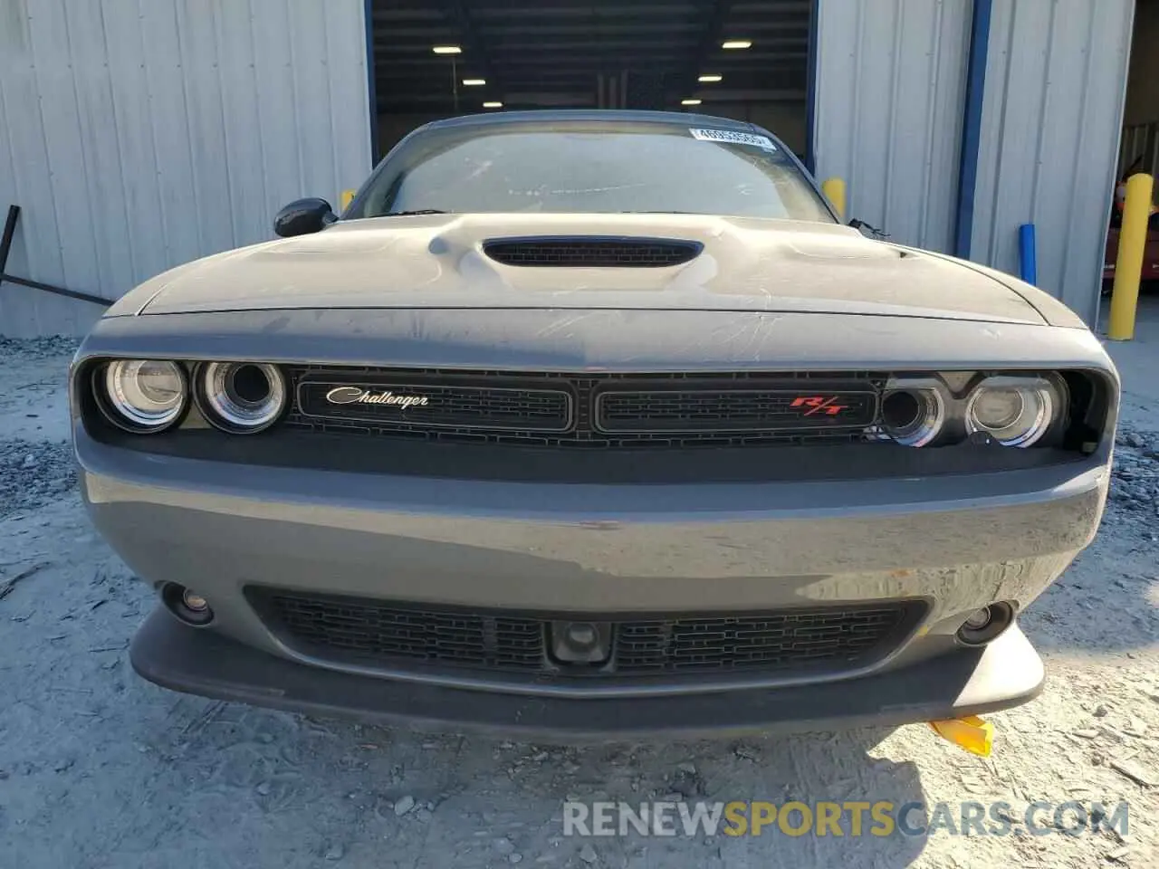 5 fotografías del automóvil dañado 2C3CDZFJ4PH649946 DODGE CHALLENGER 2023