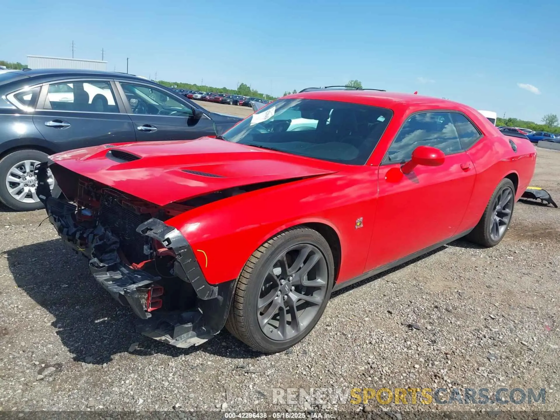 2 fotografías del automóvil dañado 2C3CDZFJ5PH680994 DODGE CHALLENGER 2023