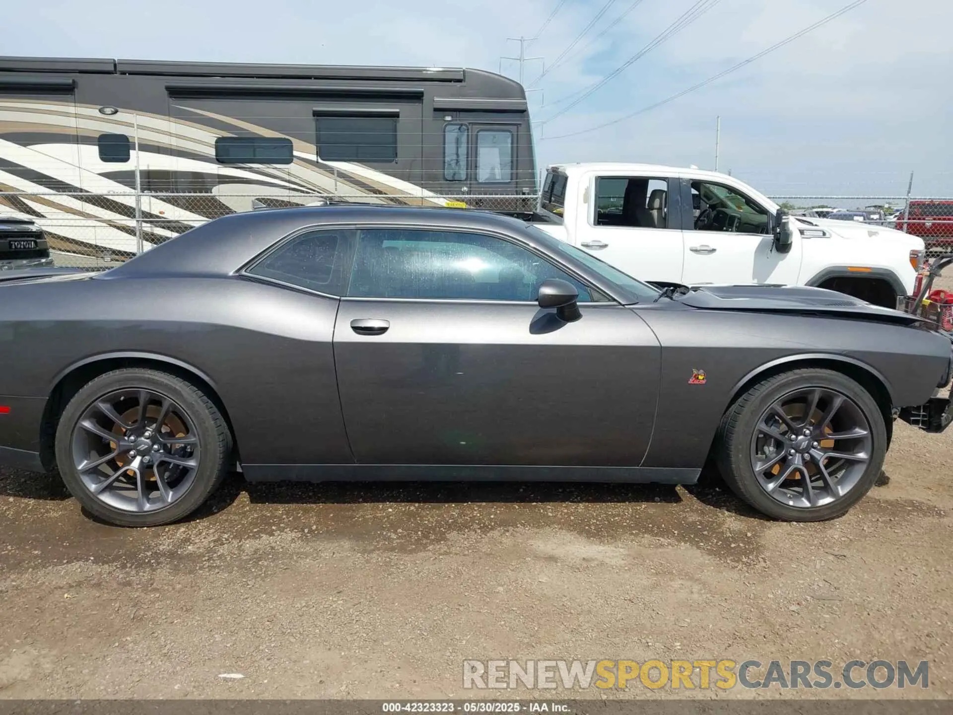 13 fotografías del automóvil dañado 2C3CDZFJ5PH694894 DODGE CHALLENGER 2023
