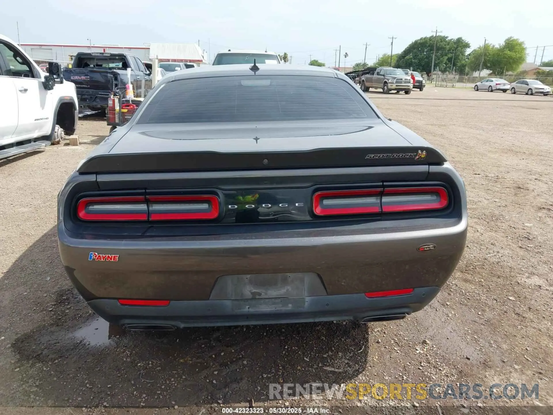 16 fotografías del automóvil dañado 2C3CDZFJ5PH694894 DODGE CHALLENGER 2023