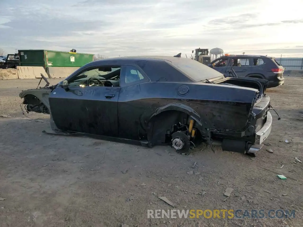 2 fotografías del automóvil dañado 2C3CDZFJ9PH637971 DODGE CHALLENGER 2023
