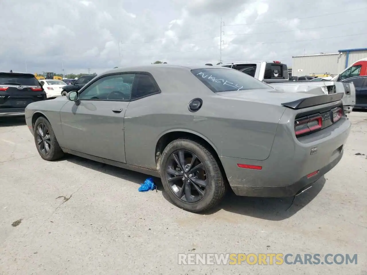 2 fotografías del automóvil dañado 2C3CDZGG3PH638424 DODGE CHALLENGER 2023