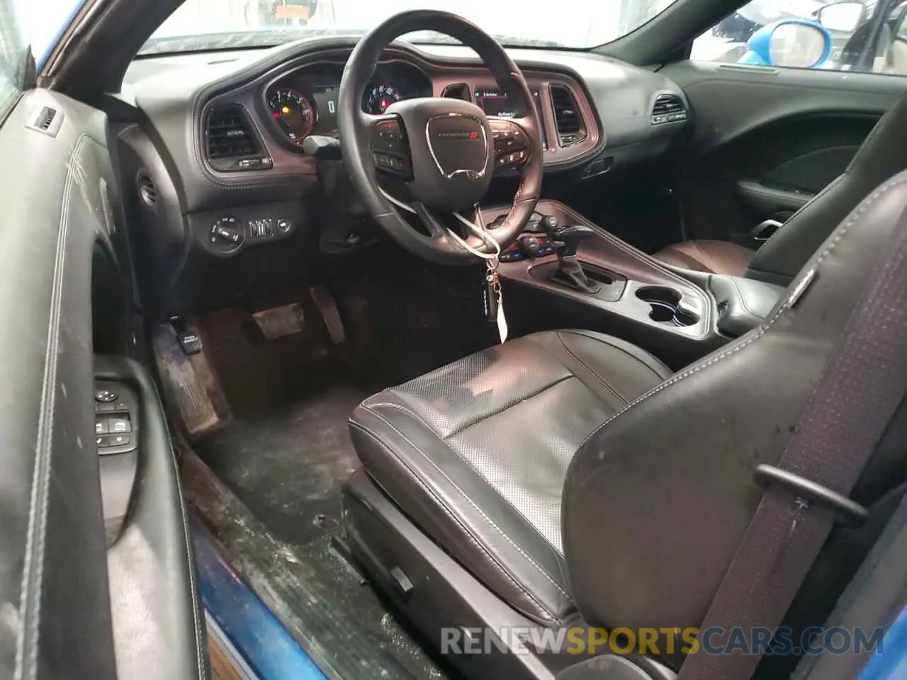 8 fotografías del automóvil dañado 2C3CDZGG4PH559294 DODGE CHALLENGER 2023