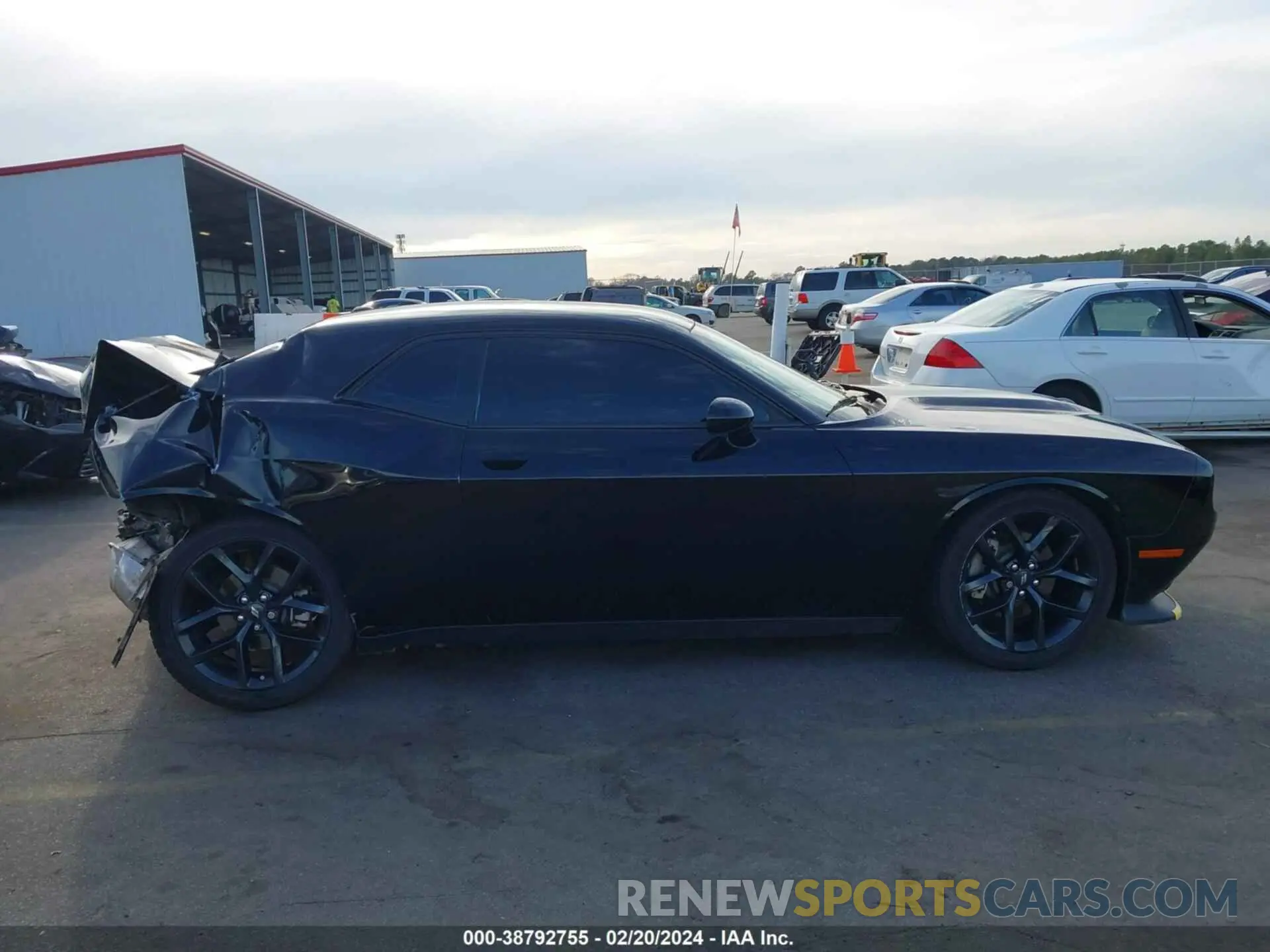 12 fotografías del automóvil dañado 2C3CDZJG1PH546107 DODGE CHALLENGER 2023