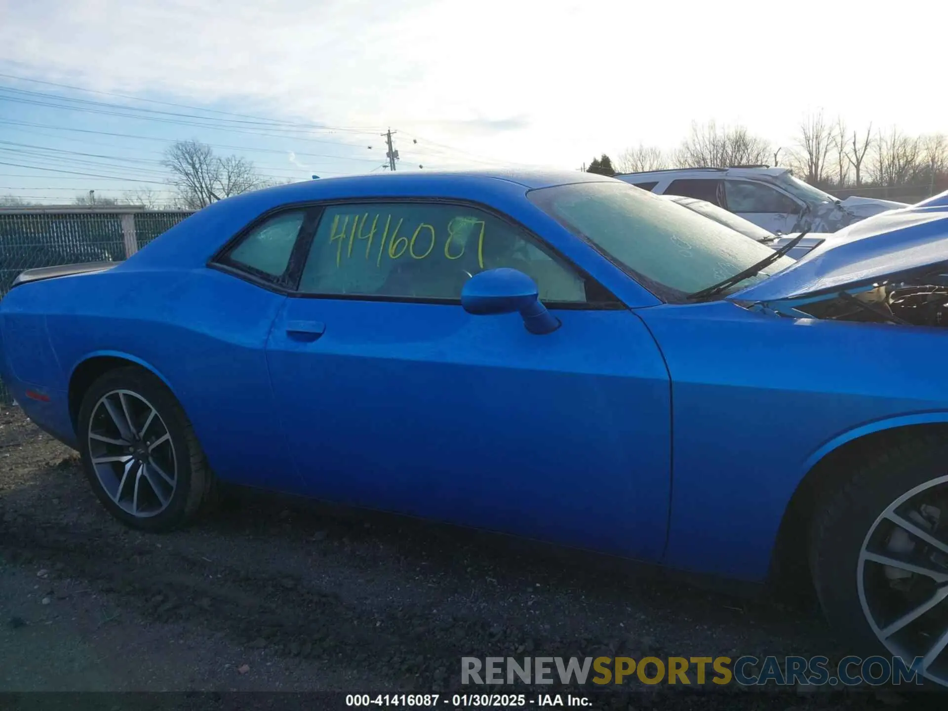 13 fotografías del automóvil dañado 2C3CDZJG1PH610260 DODGE CHALLENGER 2023
