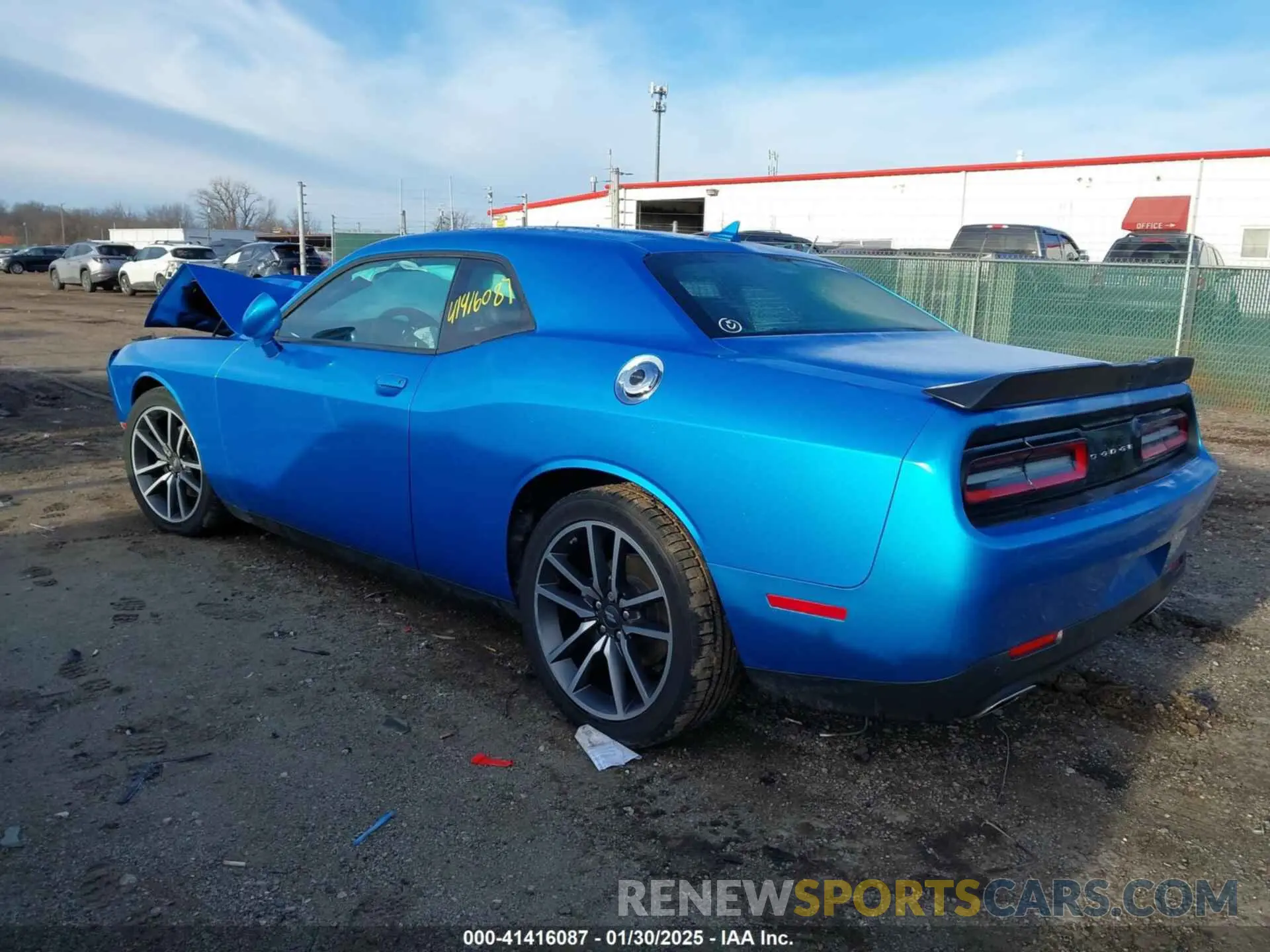 3 fotografías del automóvil dañado 2C3CDZJG1PH610260 DODGE CHALLENGER 2023