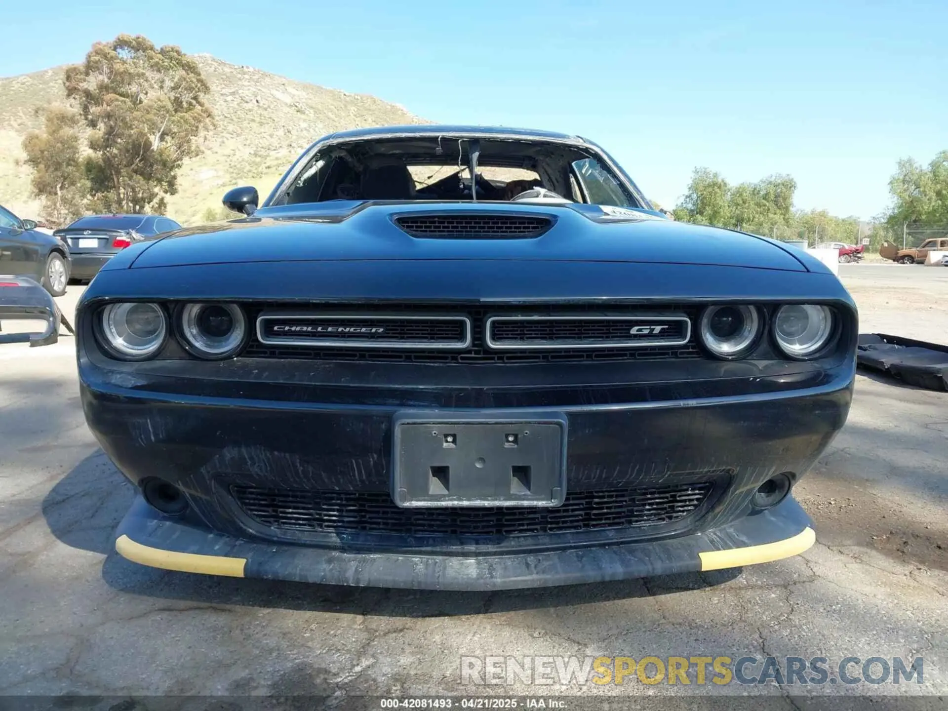 13 fotografías del automóvil dañado 2C3CDZJG2PH652808 DODGE CHALLENGER 2023