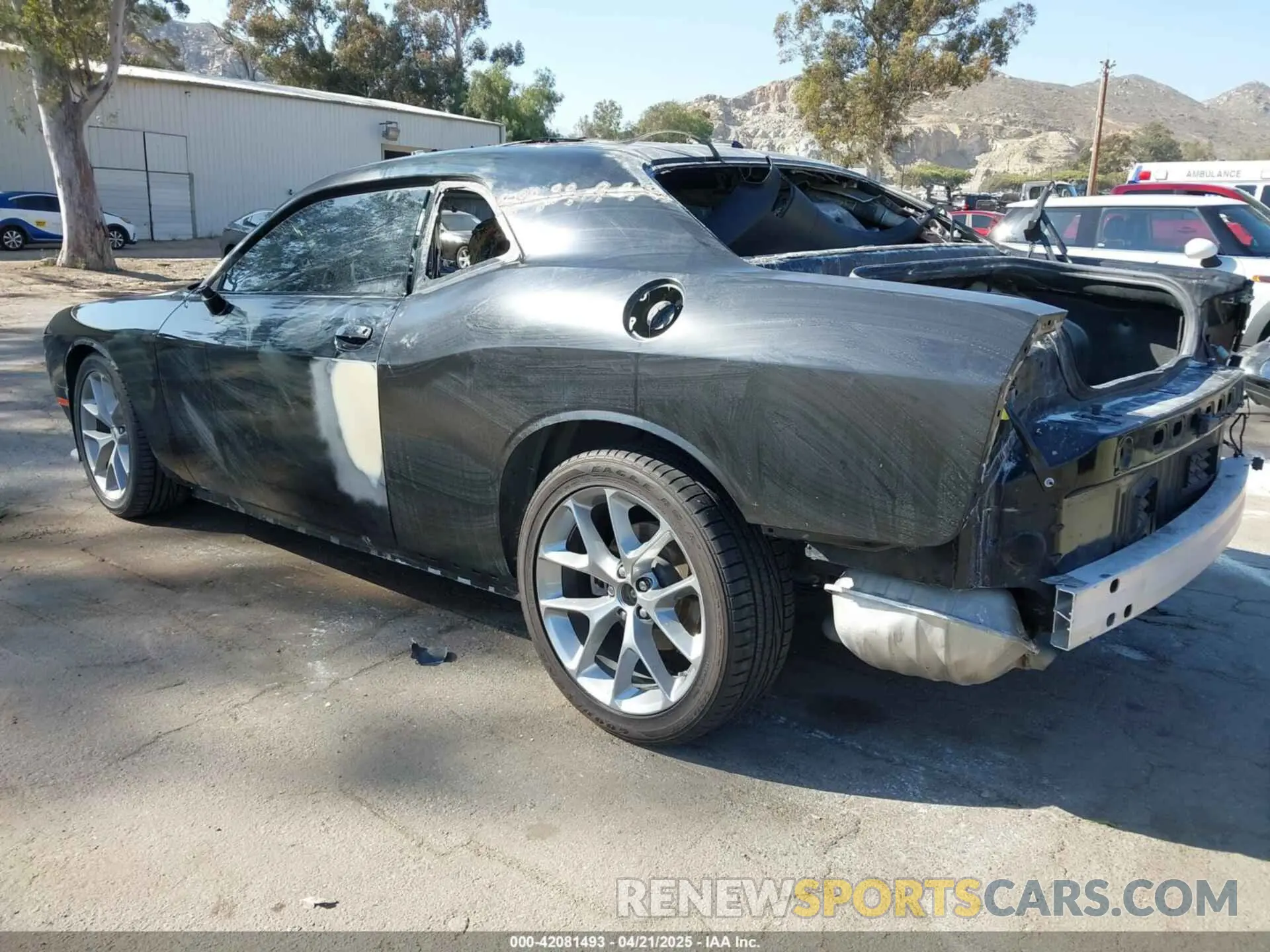 3 fotografías del automóvil dañado 2C3CDZJG2PH652808 DODGE CHALLENGER 2023