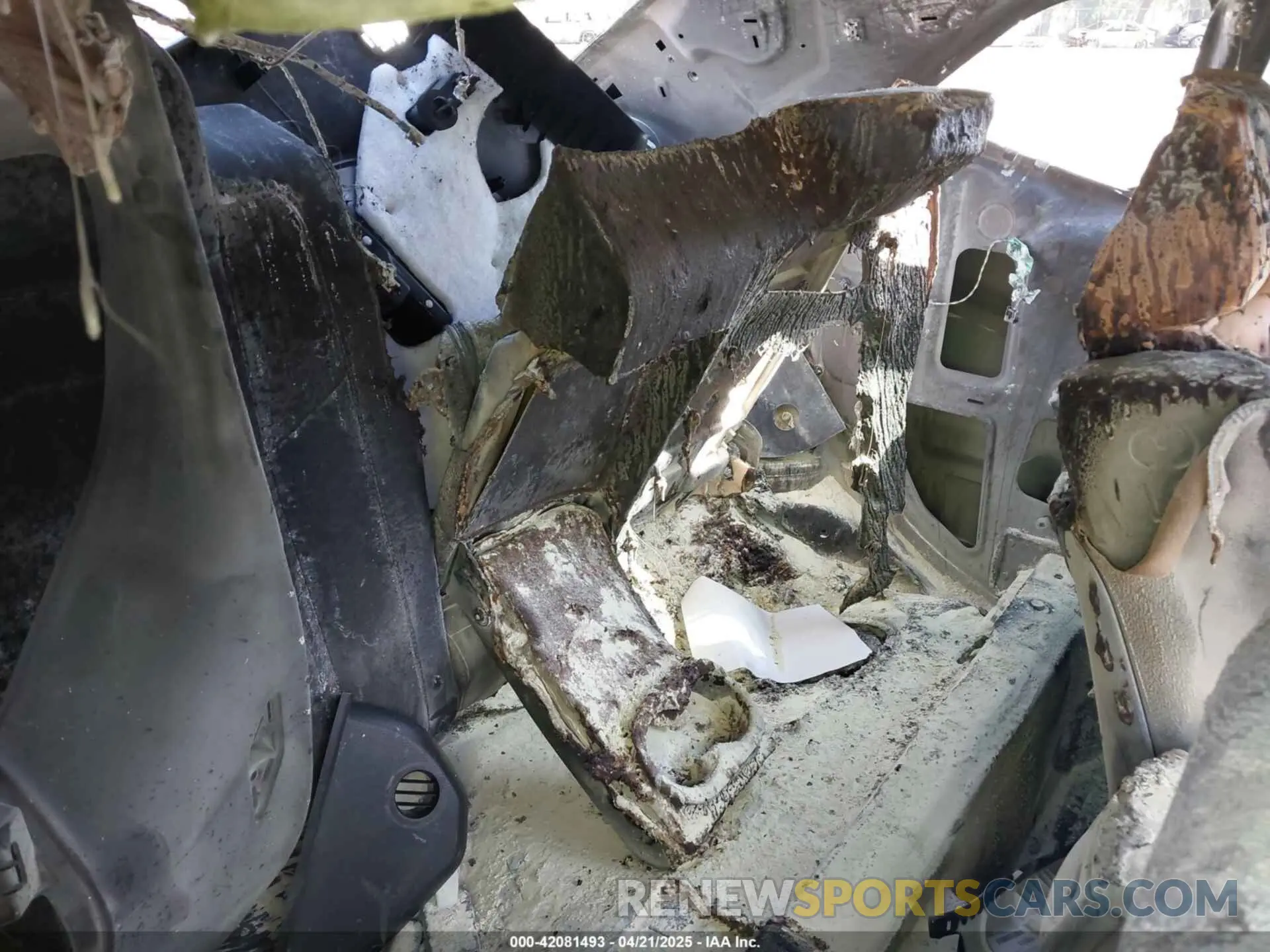 8 fotografías del automóvil dañado 2C3CDZJG2PH652808 DODGE CHALLENGER 2023