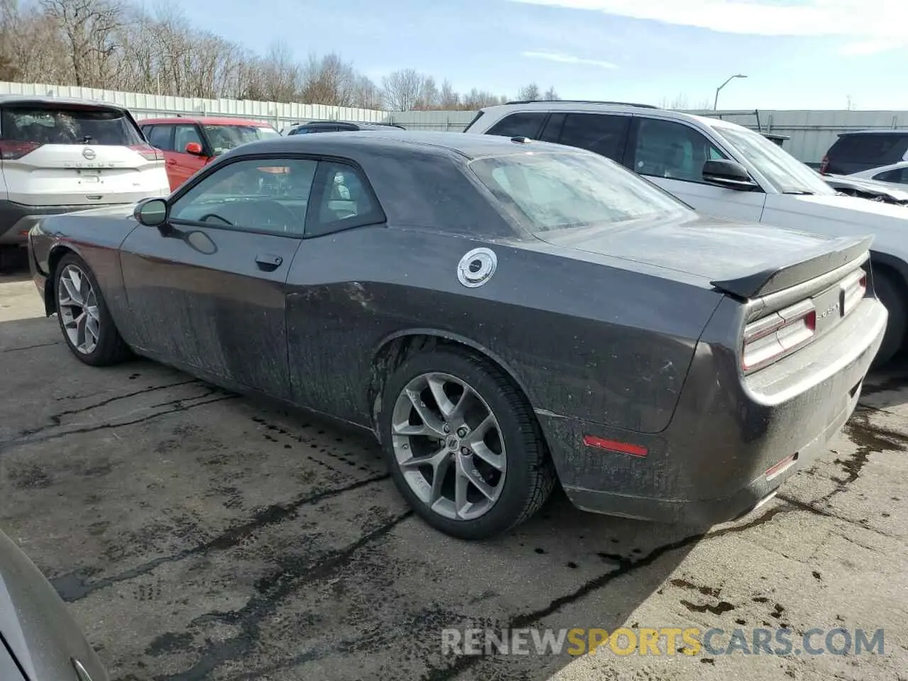 2 fotografías del automóvil dañado 2C3CDZJG4PH507382 DODGE CHALLENGER 2023