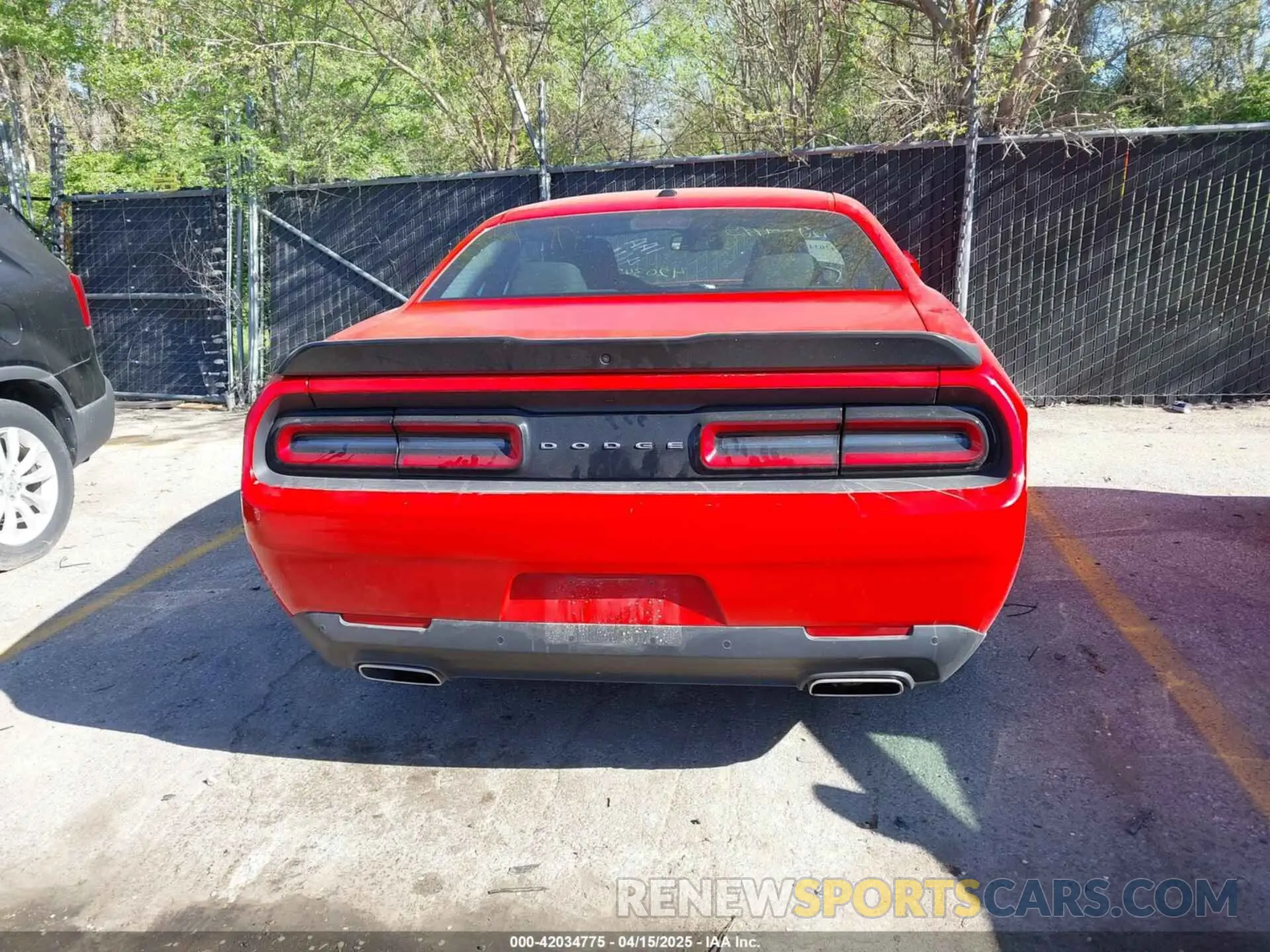 16 fotografías del automóvil dañado 2C3CDZJG5PH510341 DODGE CHALLENGER 2023