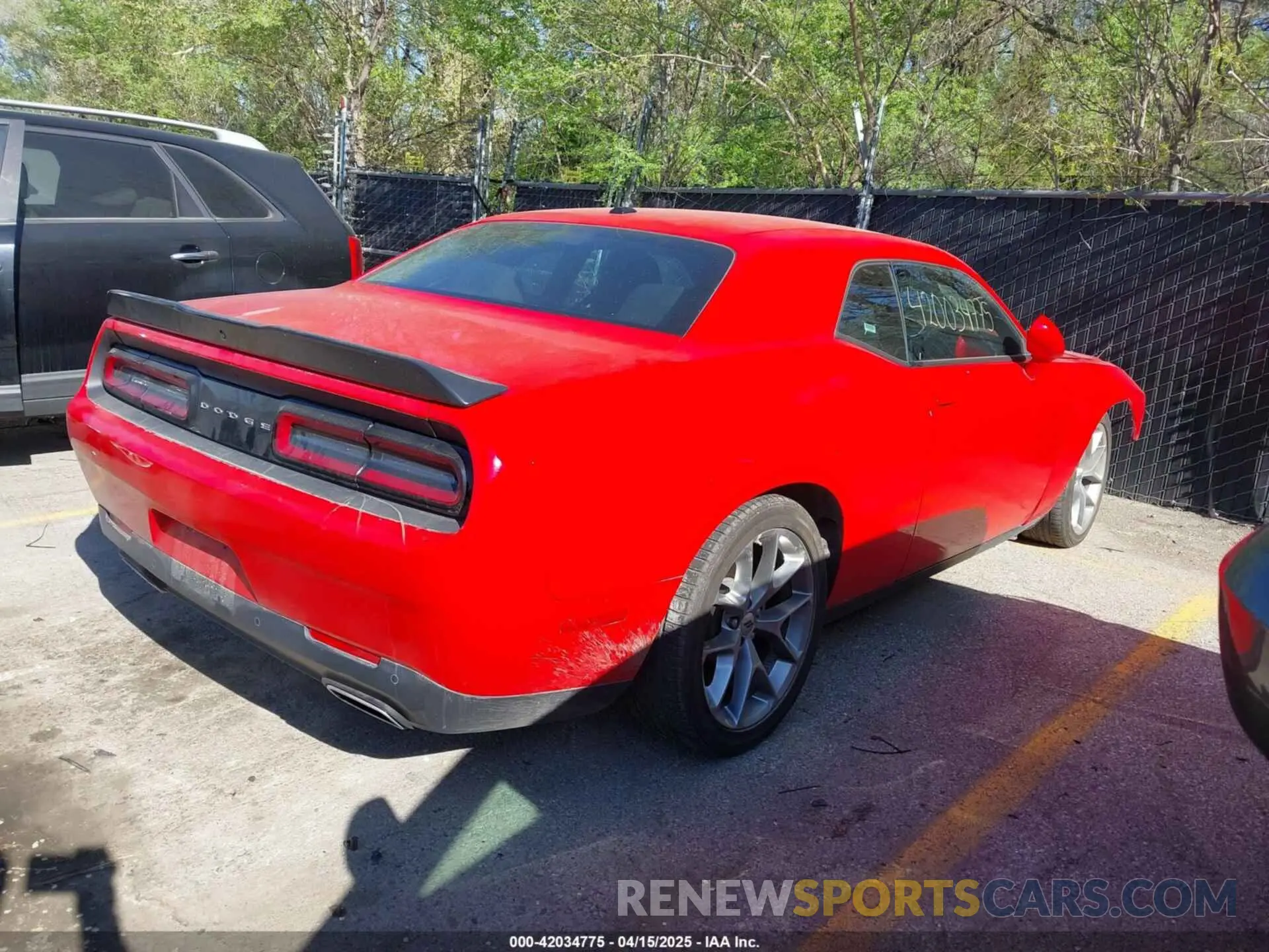 4 fotografías del automóvil dañado 2C3CDZJG5PH510341 DODGE CHALLENGER 2023