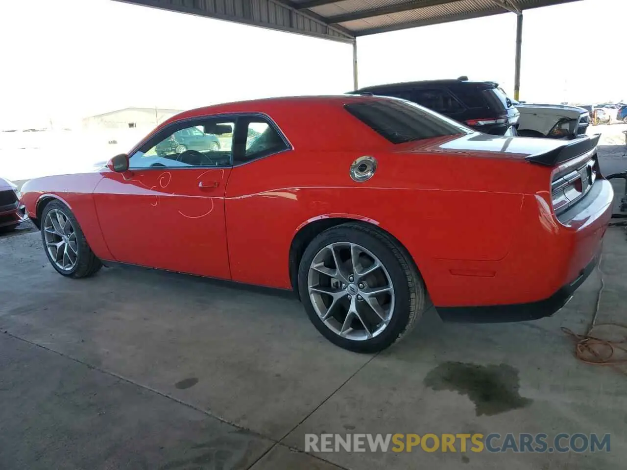 2 fotografías del automóvil dañado 2C3CDZJG7PH541168 DODGE CHALLENGER 2023