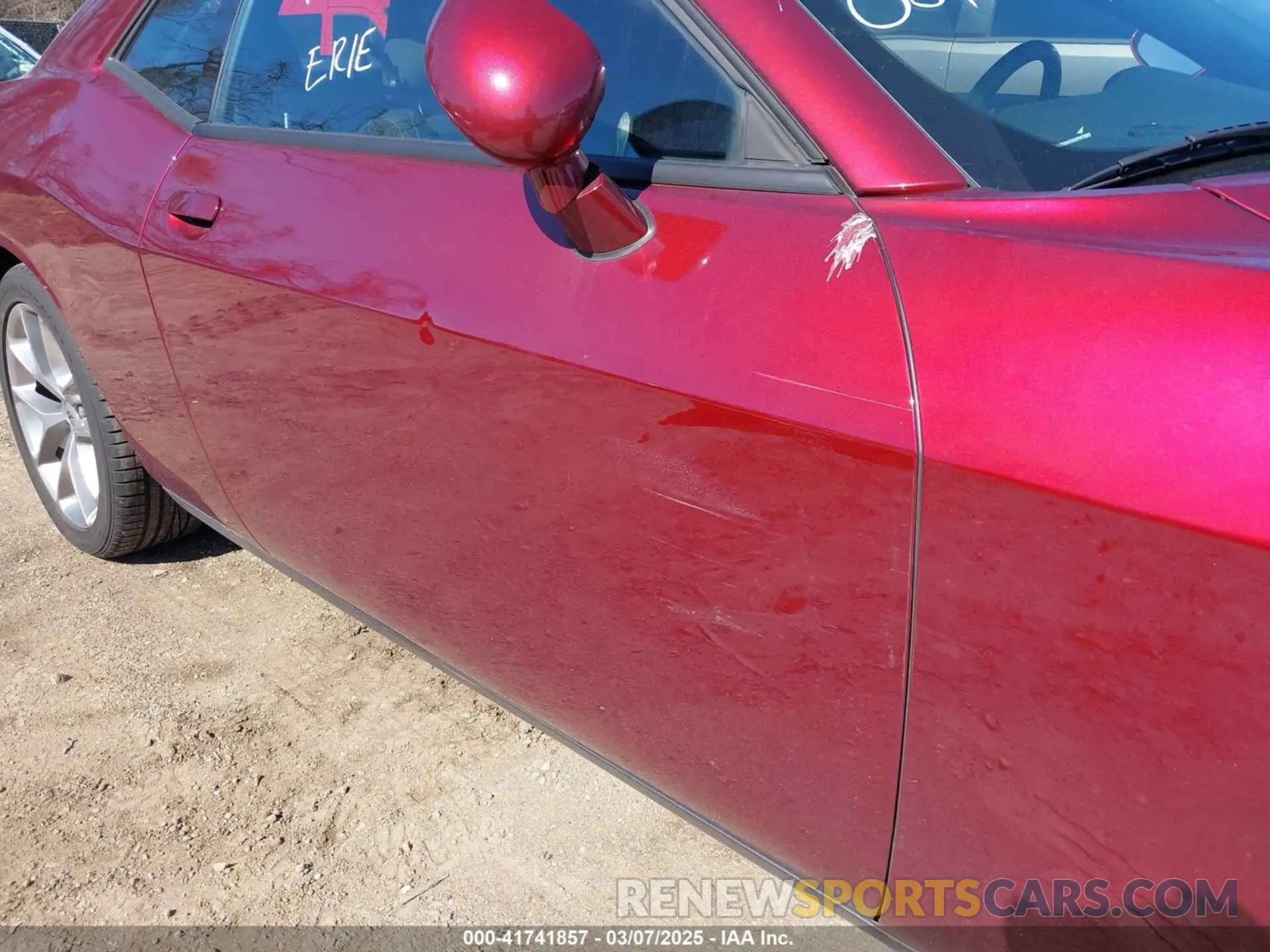 20 fotografías del automóvil dañado 2C3CDZJG9PH605985 DODGE CHALLENGER 2023