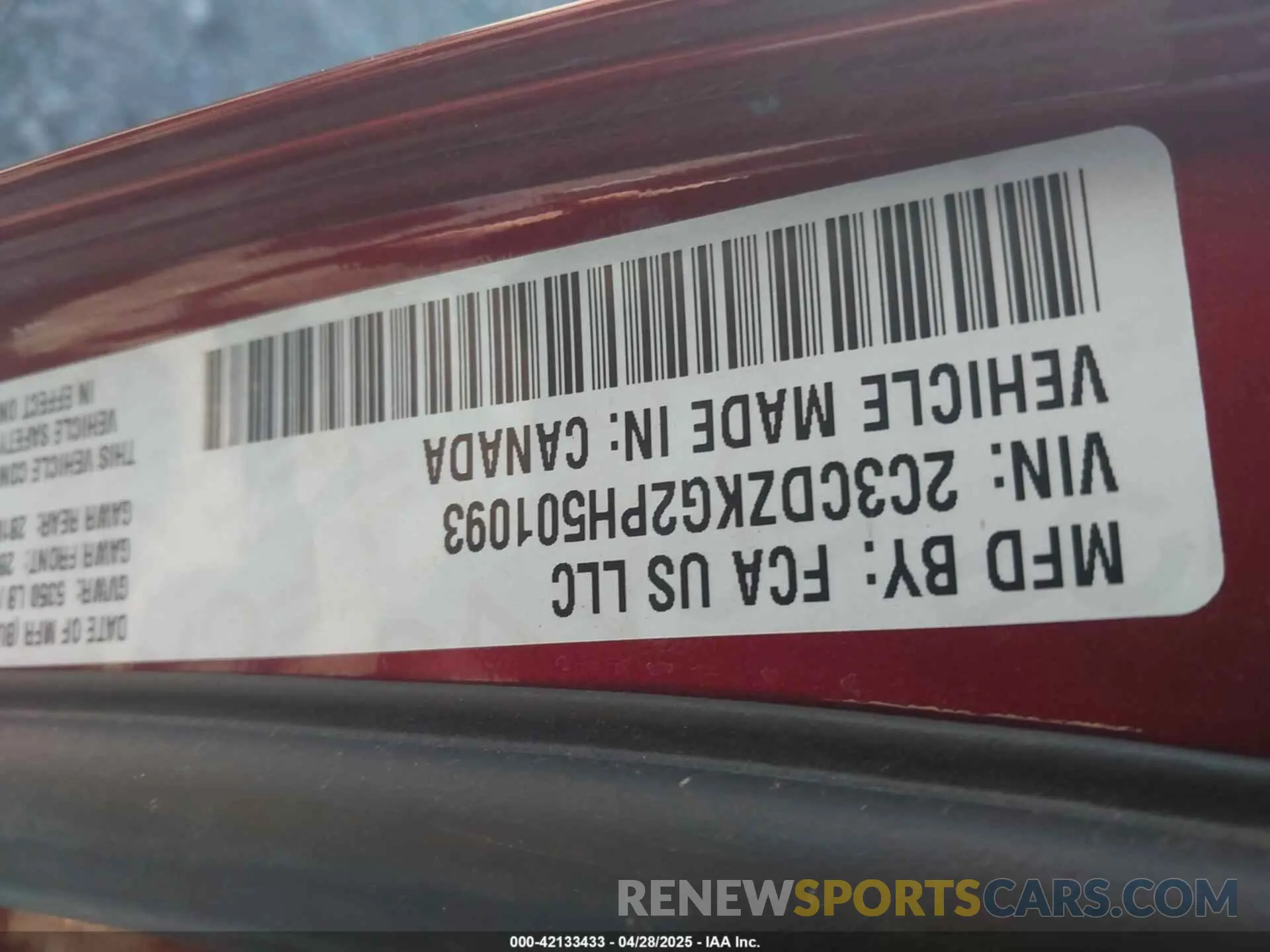 9 fotografías del automóvil dañado 2C3CDZKG2PH501093 DODGE CHALLENGER 2023