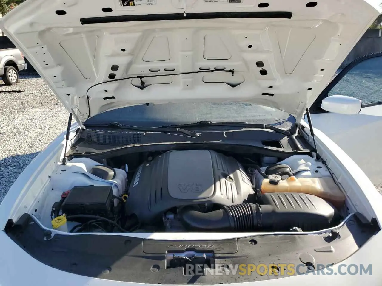11 fotografías del automóvil dañado 2C3CDXAT1KH585371 DODGE CHARGER 2019