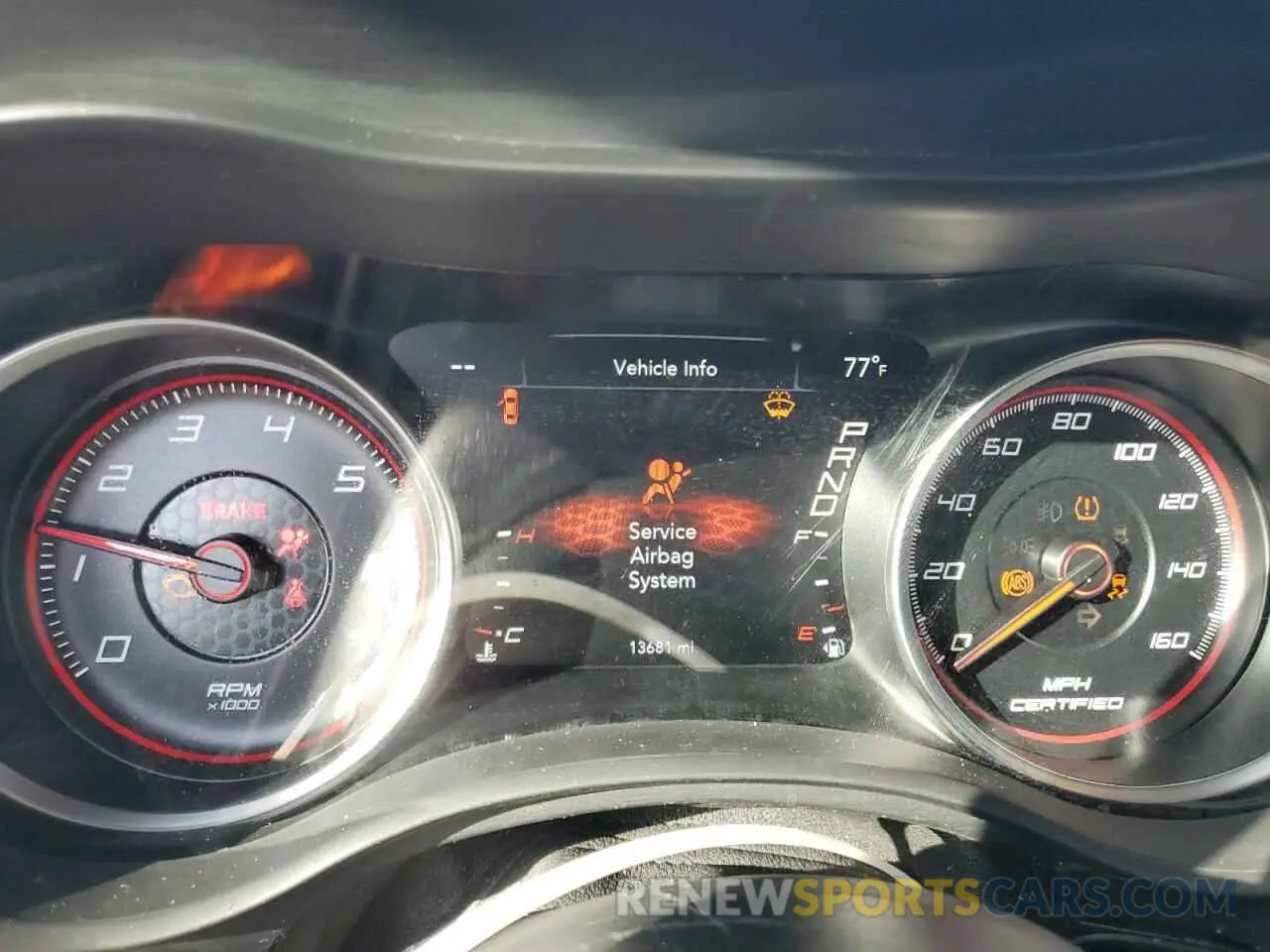 9 fotografías del automóvil dañado 2C3CDXAT1KH585371 DODGE CHARGER 2019