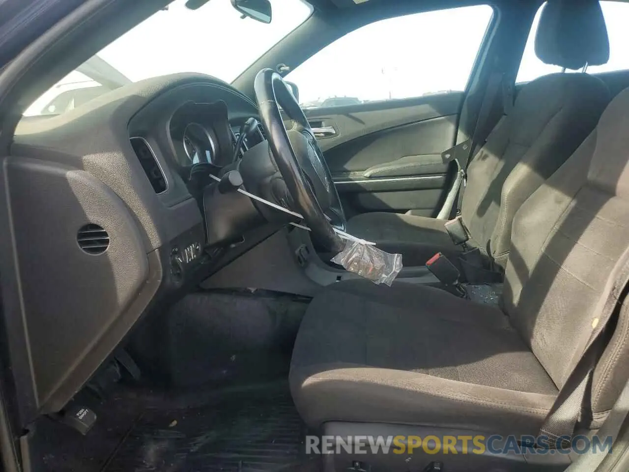 7 fotografías del automóvil dañado 2C3CDXAT8KH571791 DODGE CHARGER 2019