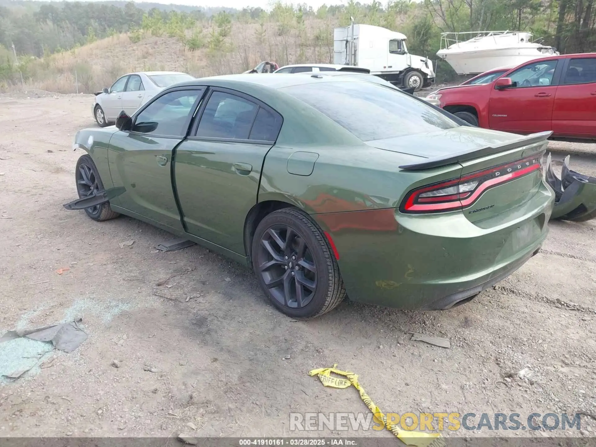 3 fotografías del automóvil dañado 2C3CDXBG0KH589395 DODGE CHARGER 2019