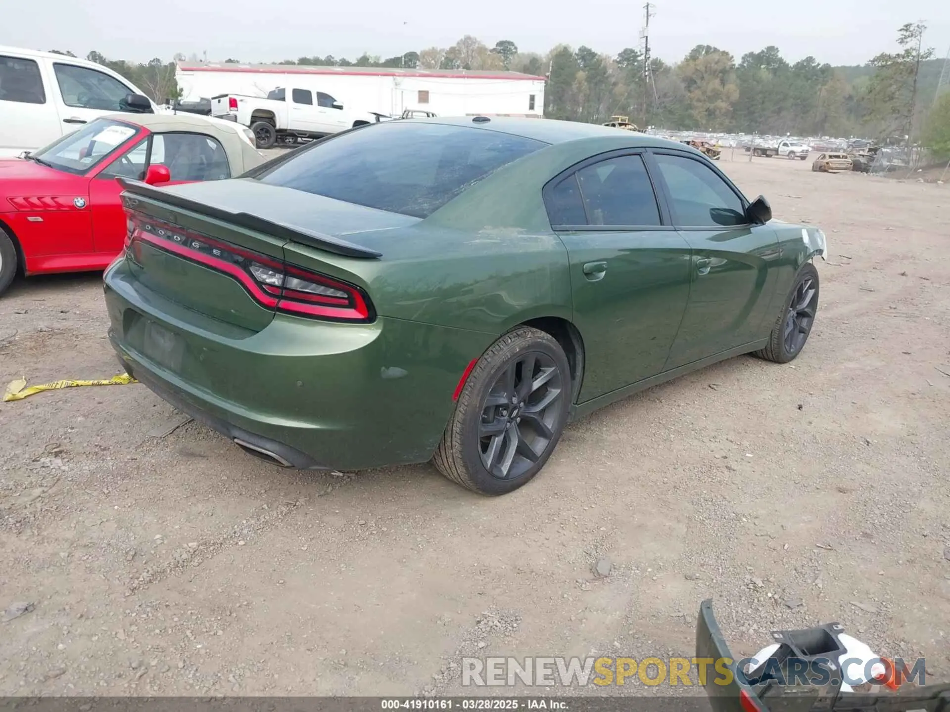 4 fotografías del automóvil dañado 2C3CDXBG0KH589395 DODGE CHARGER 2019