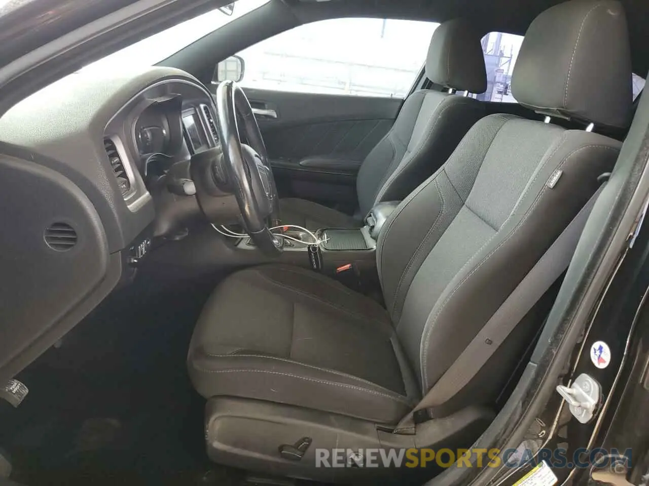 7 fotografías del automóvil dañado 2C3CDXBG0KH700687 DODGE CHARGER 2019