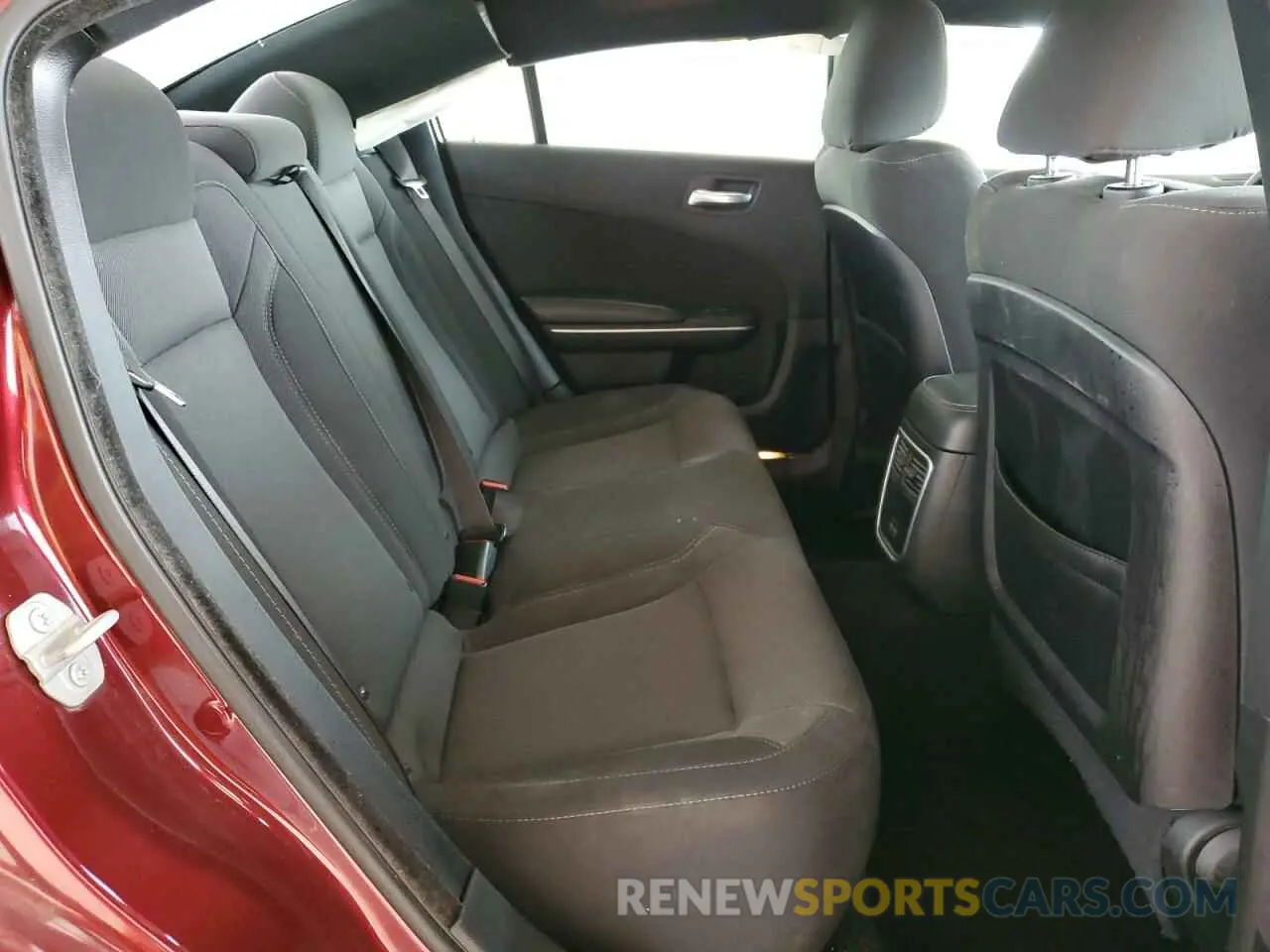 10 fotografías del automóvil dañado 2C3CDXBG0KH702732 DODGE CHARGER 2019