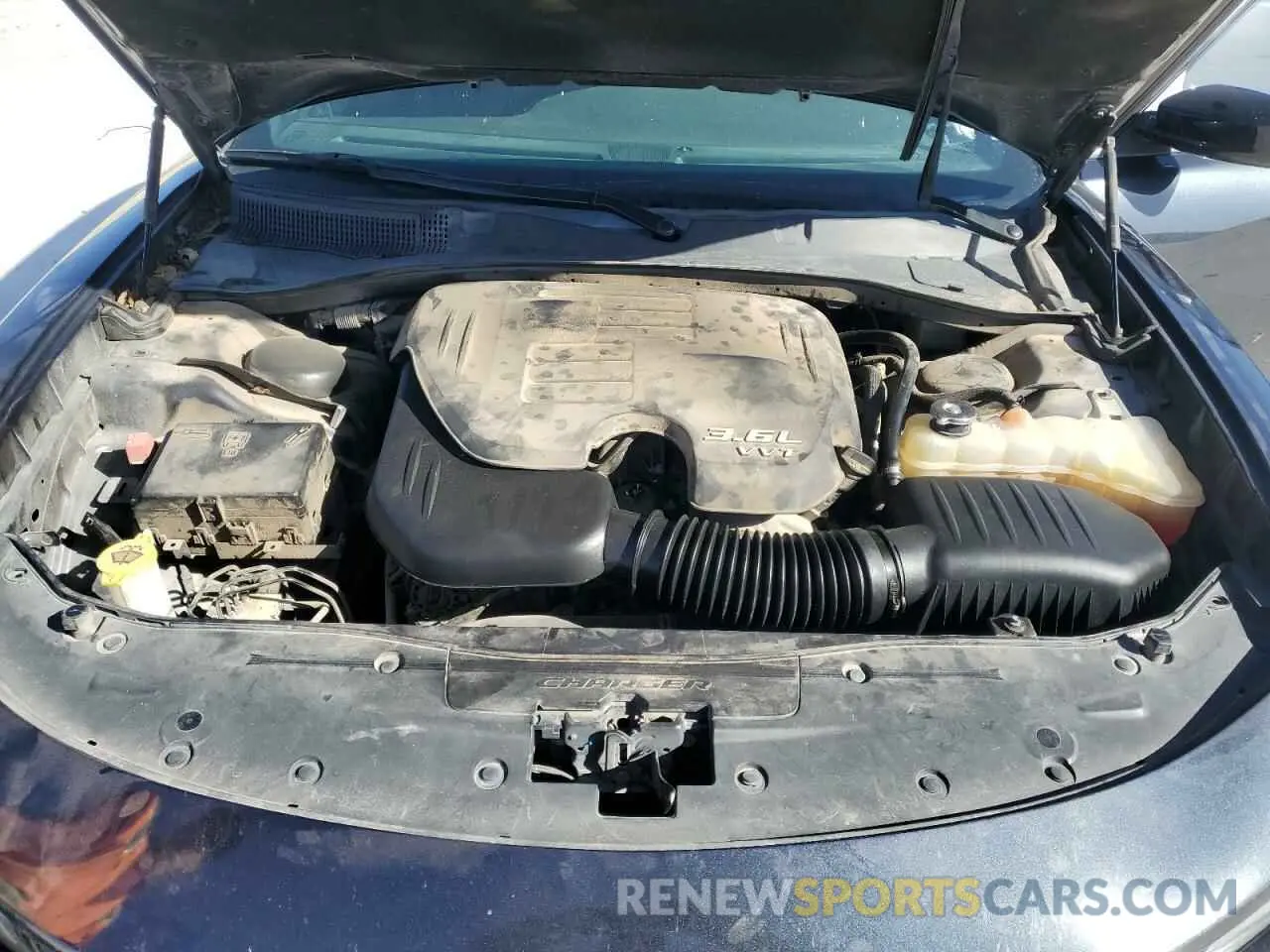 11 fotografías del automóvil dañado 2C3CDXBG1KH511062 DODGE CHARGER 2019