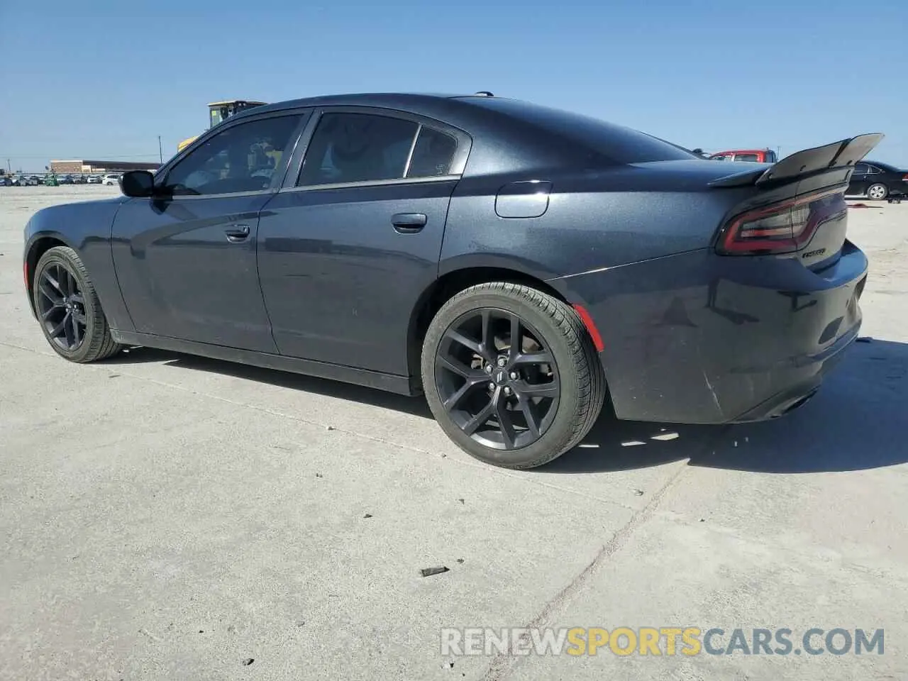 2 fotografías del automóvil dañado 2C3CDXBG1KH511062 DODGE CHARGER 2019