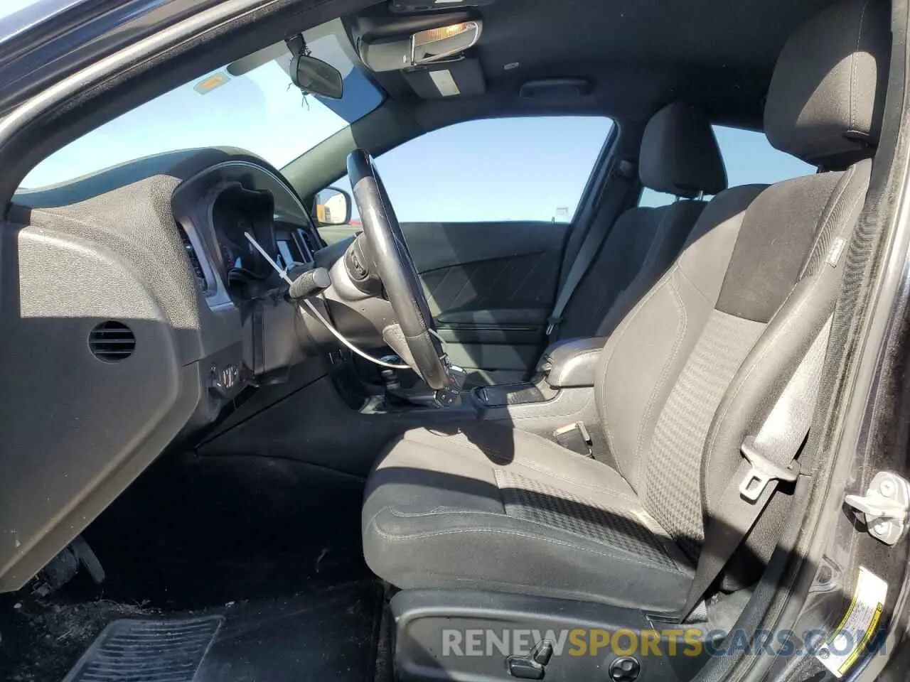 7 fotografías del automóvil dañado 2C3CDXBG1KH511062 DODGE CHARGER 2019